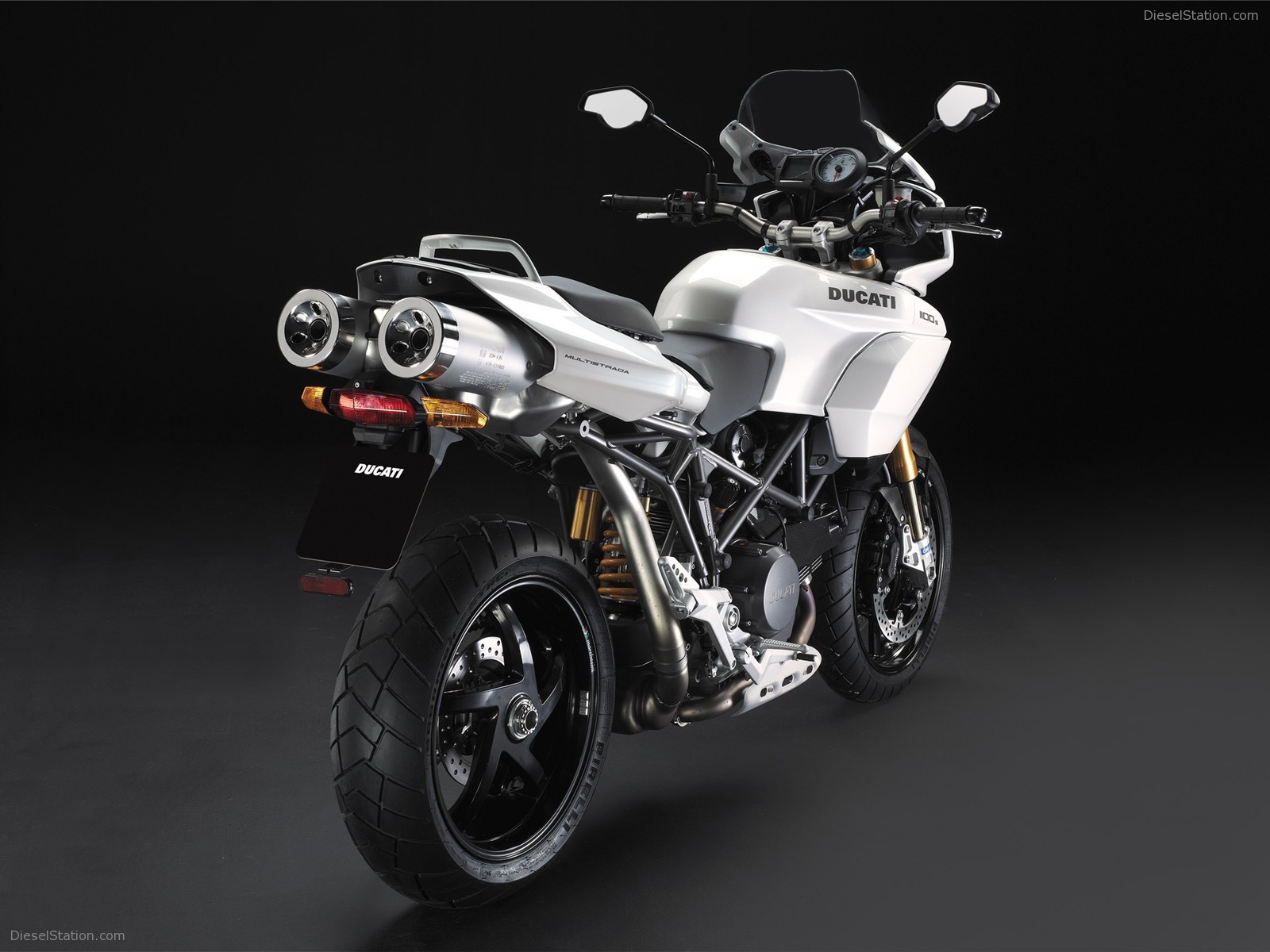 Ducati Monster 1100
