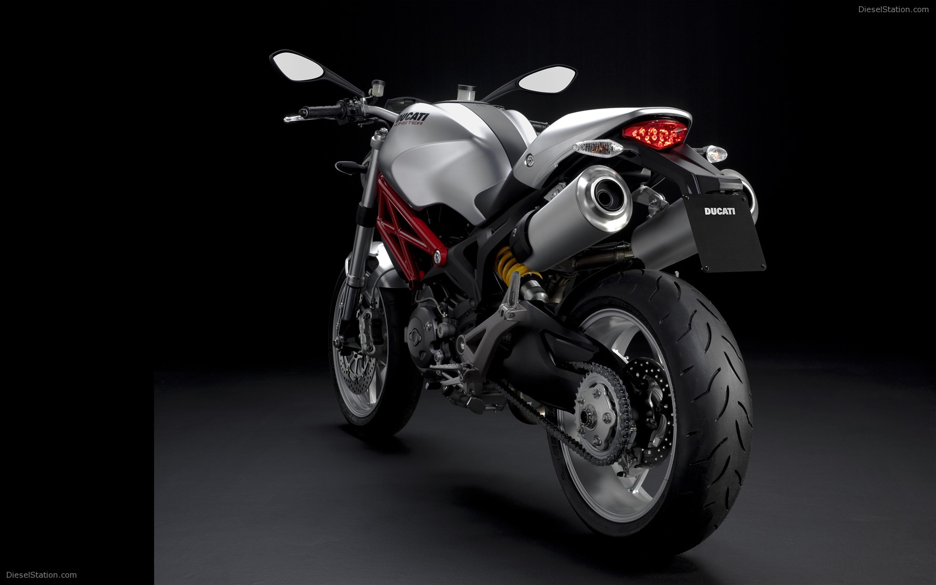Ducati Monster 1100