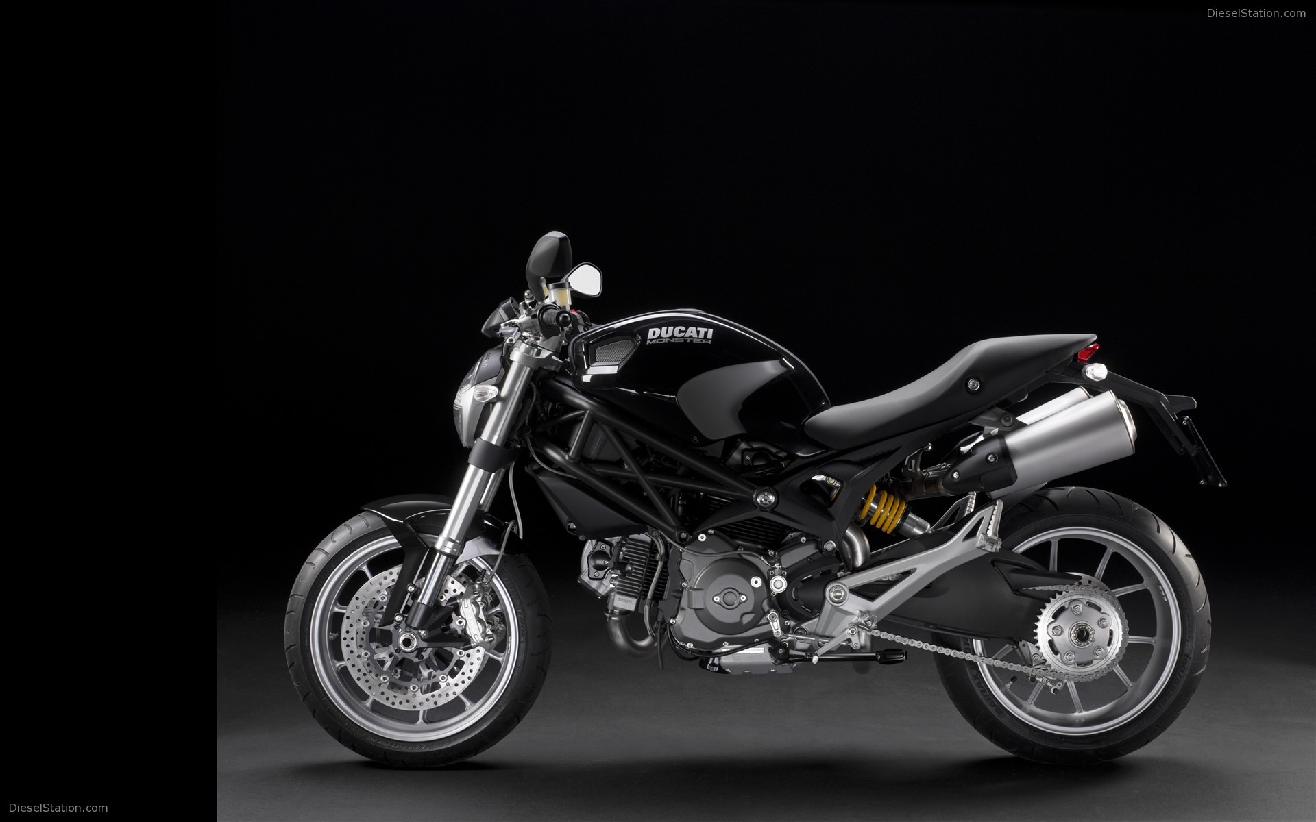 Ducati Monster 1100