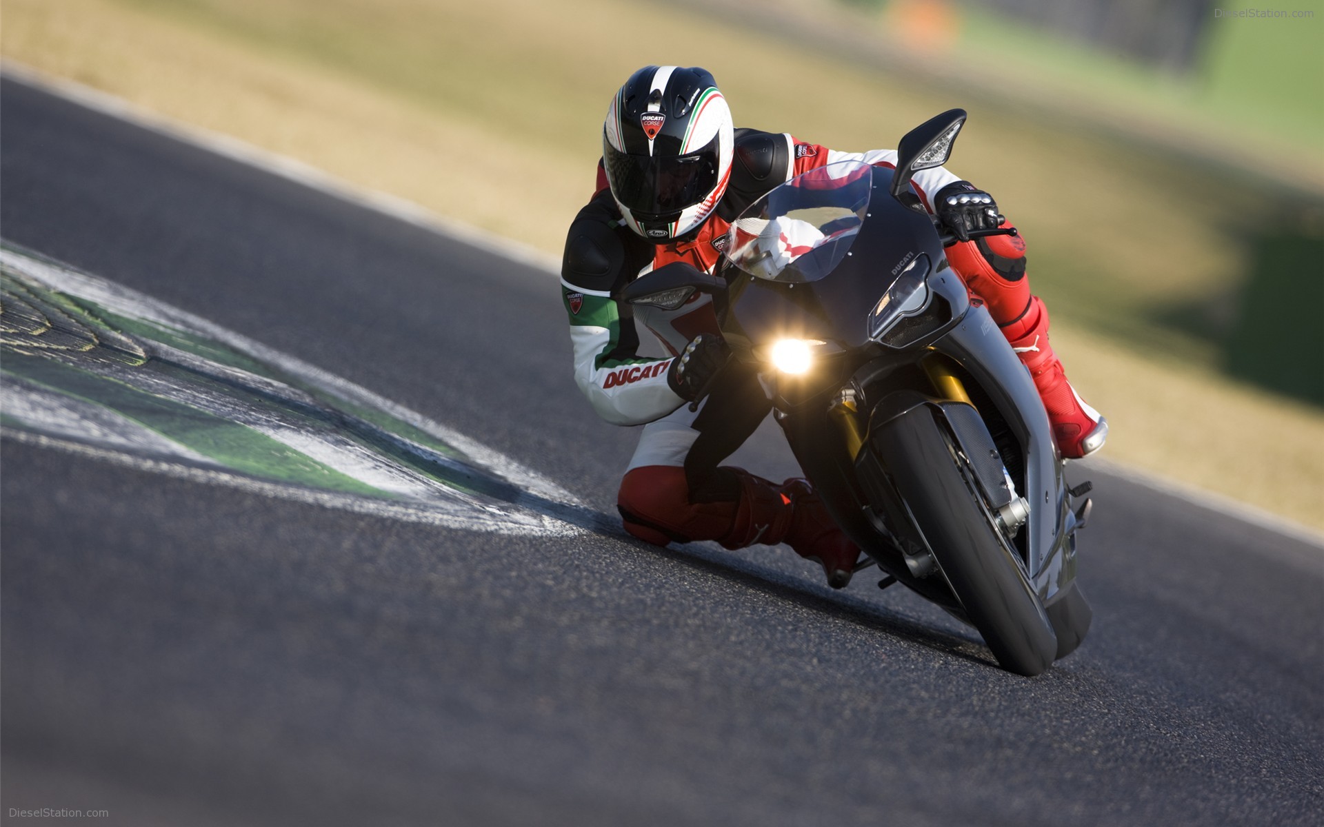 Ducati Monster 1100