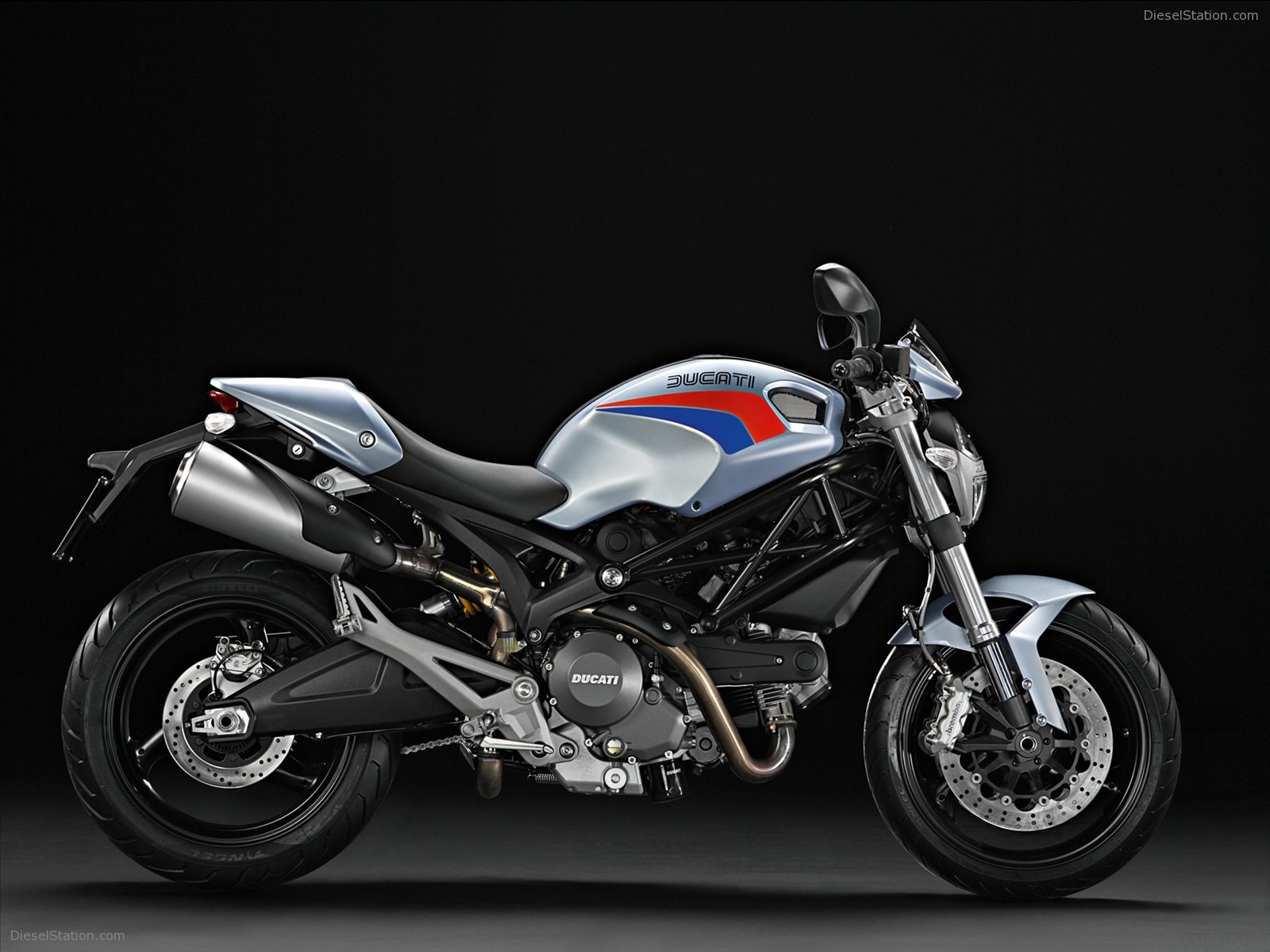 Ducati Monster 796 2011
