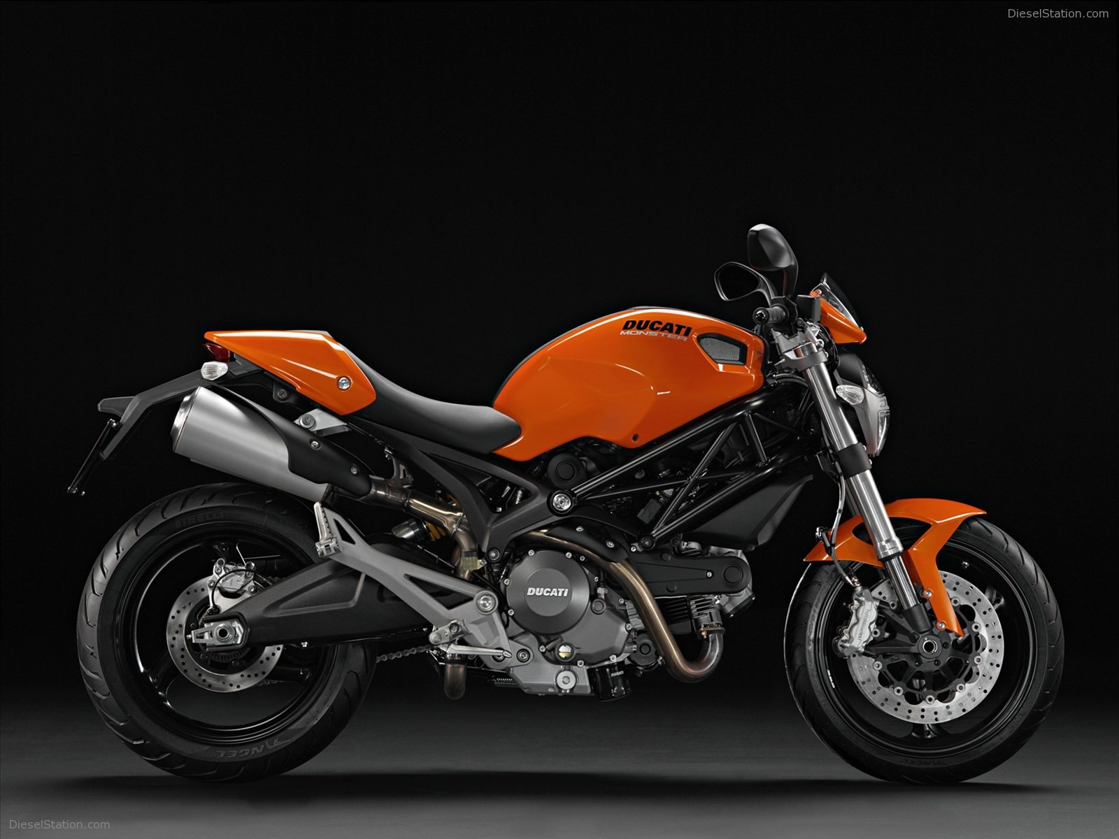 Ducati Monster 796 2011
