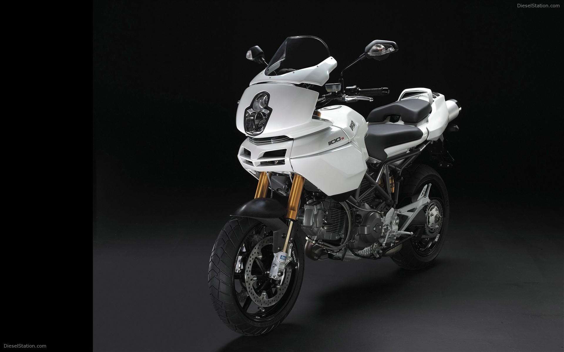 Ducati New Pearl White Livery For Ducati Hypermotard And Multistrada