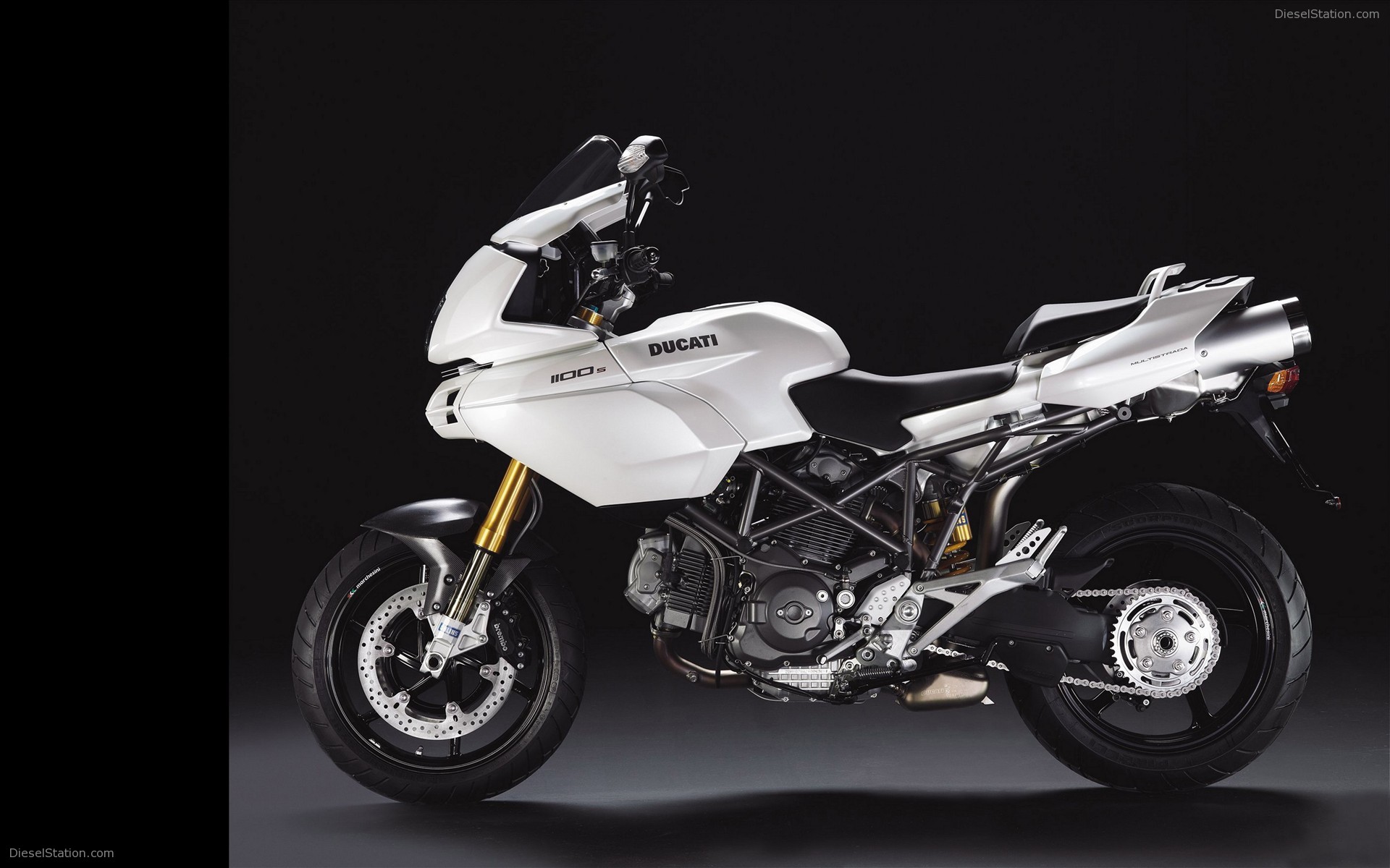 Ducati New Pearl White Livery For Ducati Hypermotard And Multistrada Ducati New Pearl White Livery For Ducati Hypermotard And Multistrada