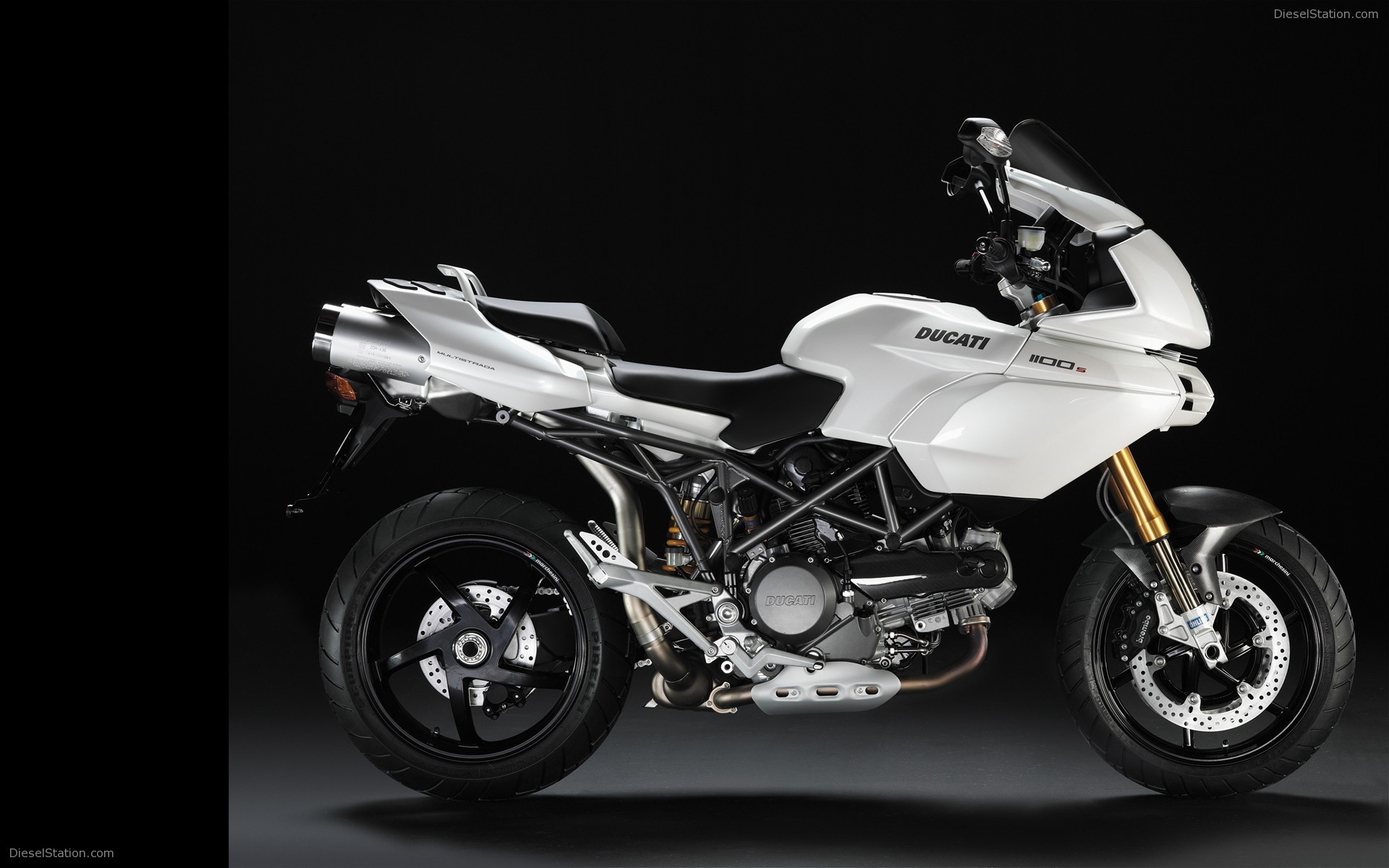 Ducati New Pearl White Livery For Ducati Hypermotard And Multistrada