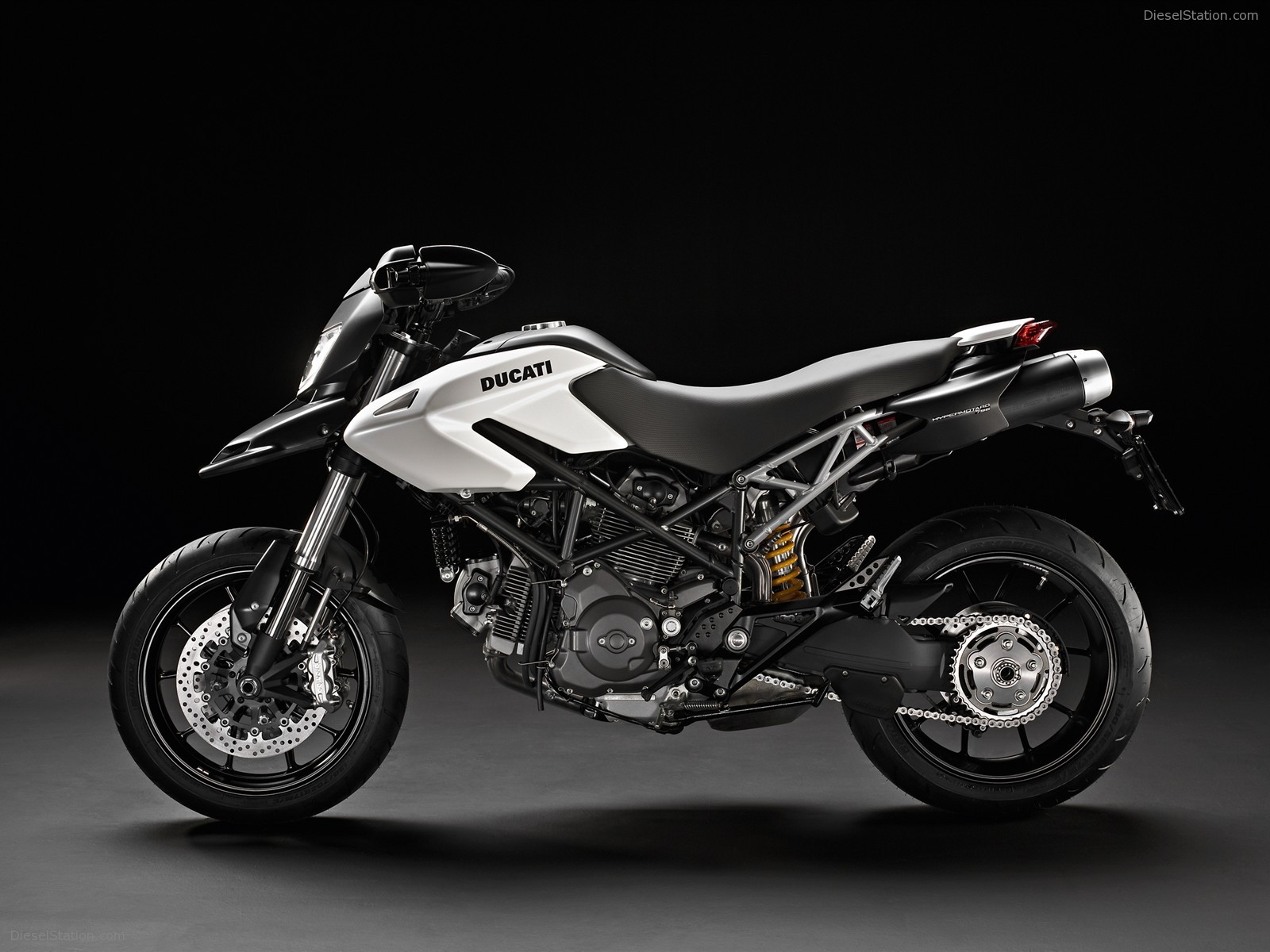2010 Ducati Hypermotard 796