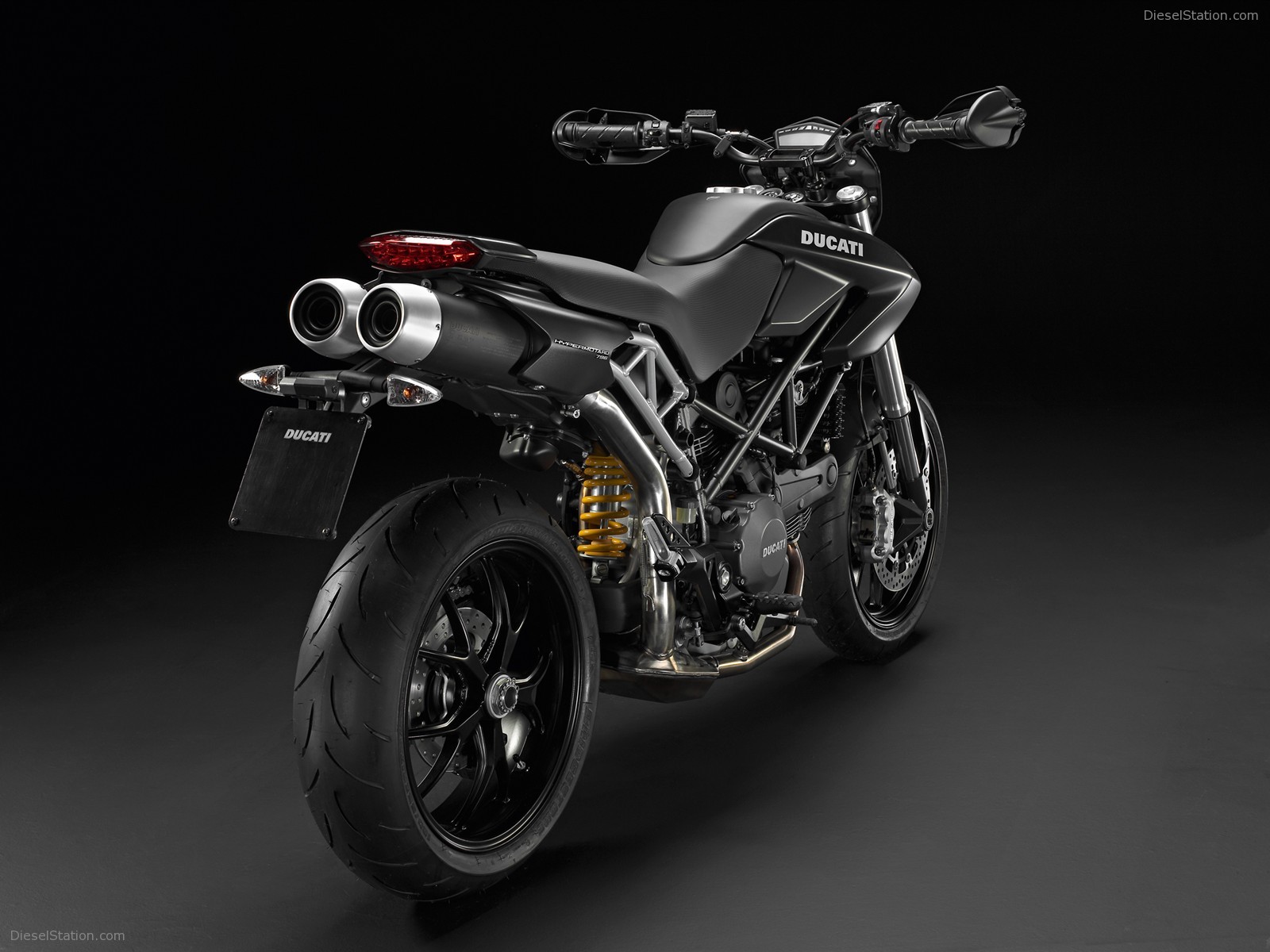 2010 Ducati Hypermotard 796