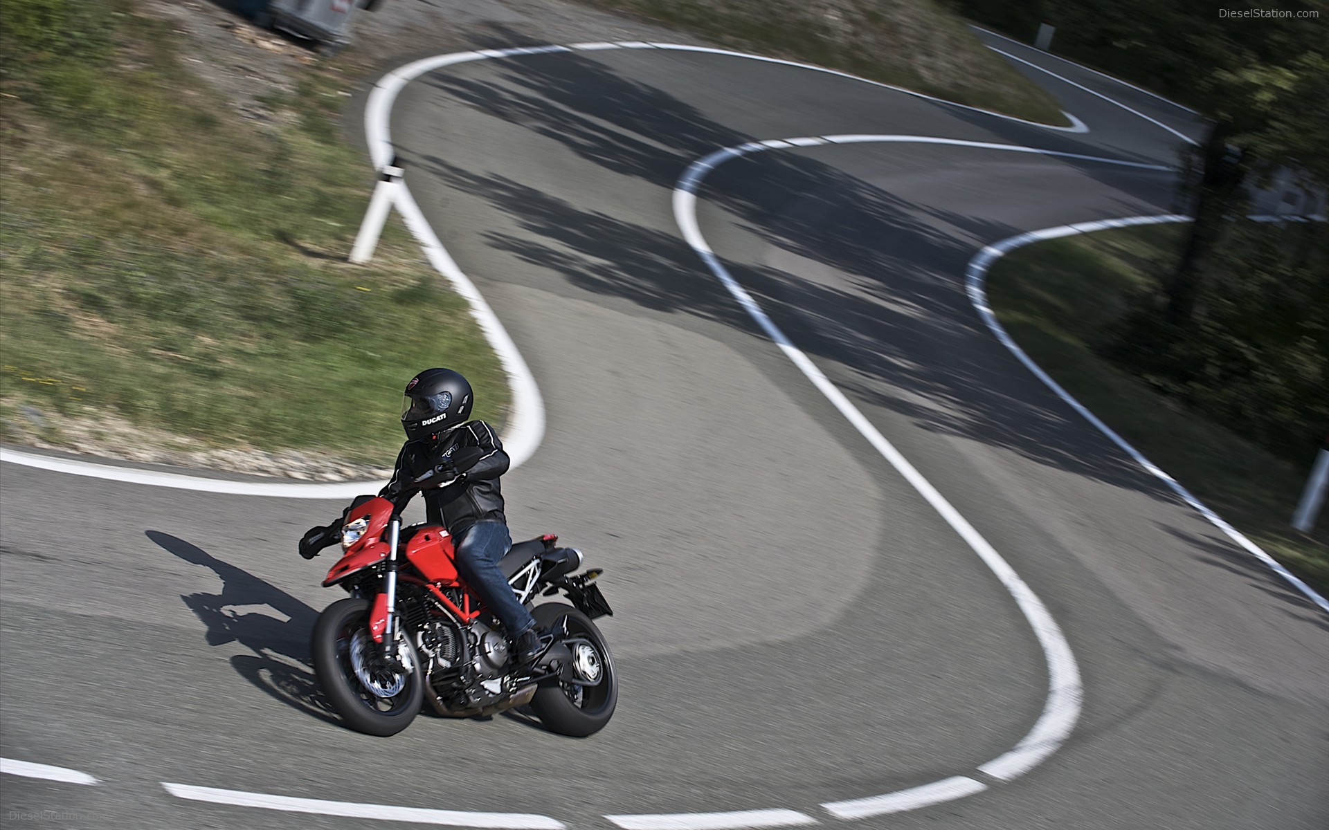 2010 Ducati Hypermotard 796
