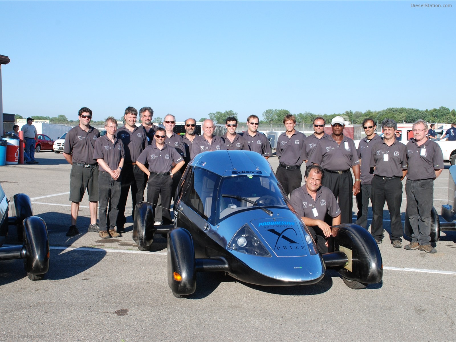Edison2 Very Light Car 2010