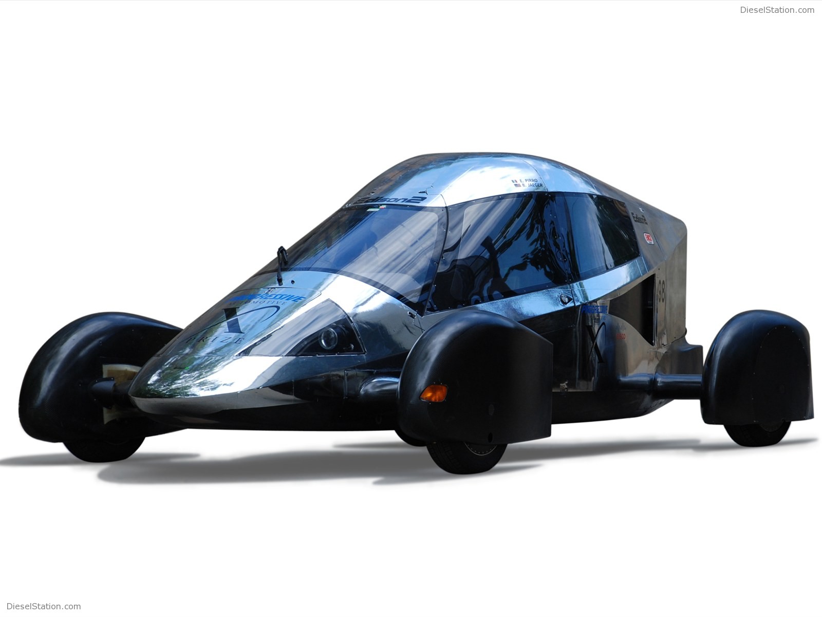 Edison2 Very Light Car 2010