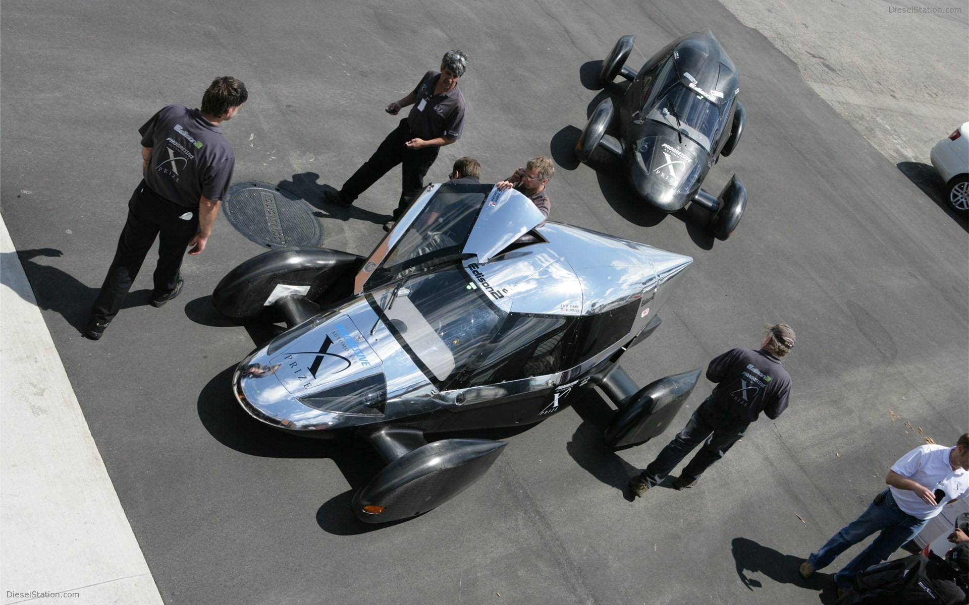 Edison2 Very Light Car 2010