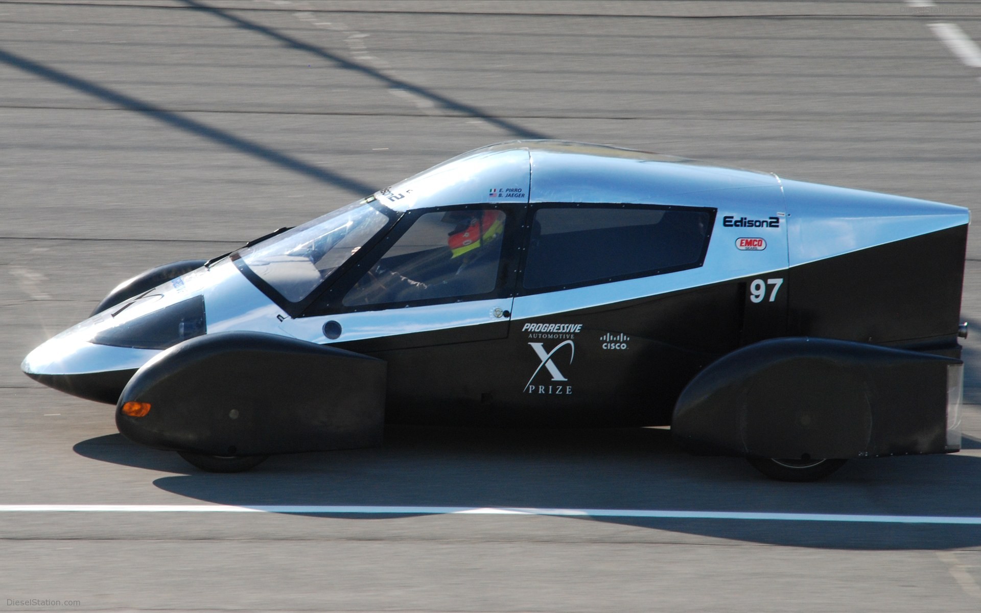 Edison2 Very Light Car 2010