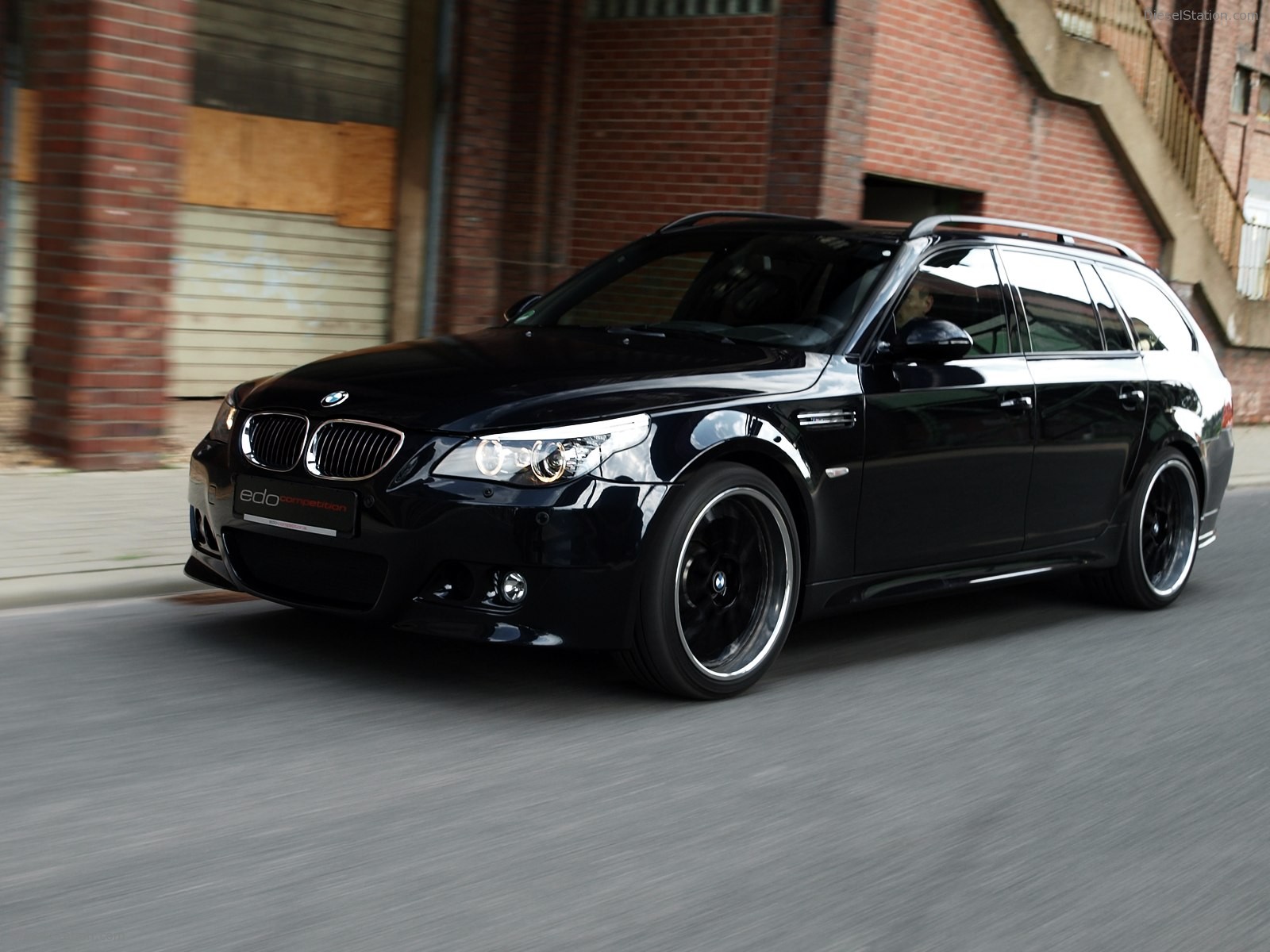 EDO BMW M5 Dark Edition 2011