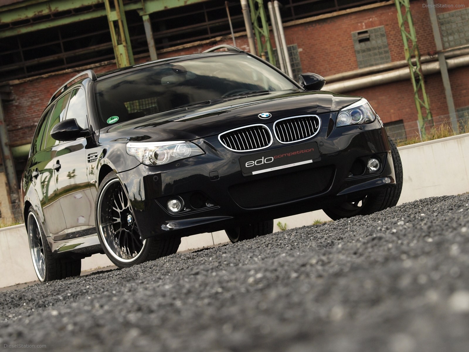 EDO BMW M5 Dark Edition 2011