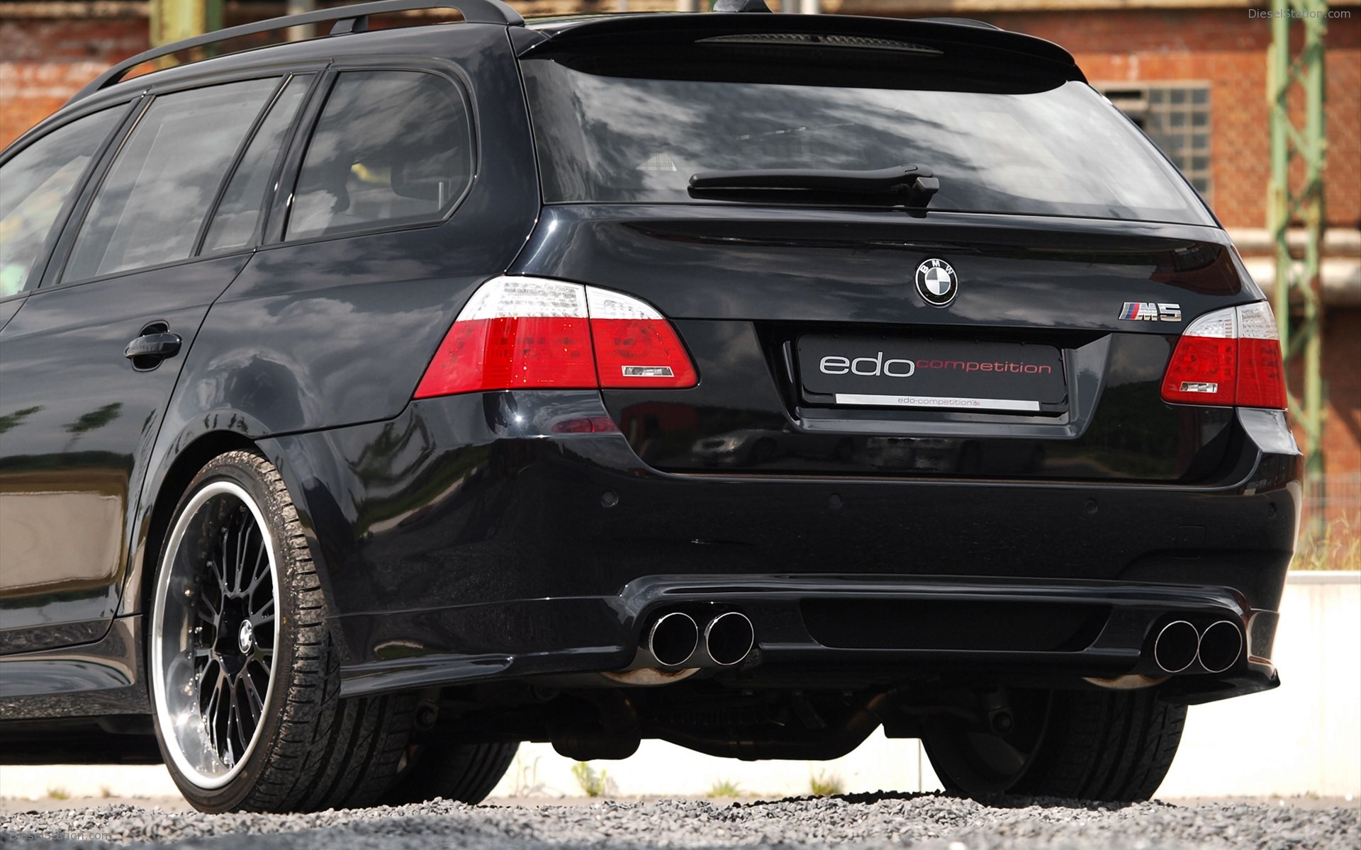 EDO BMW M5 Dark Edition 2011