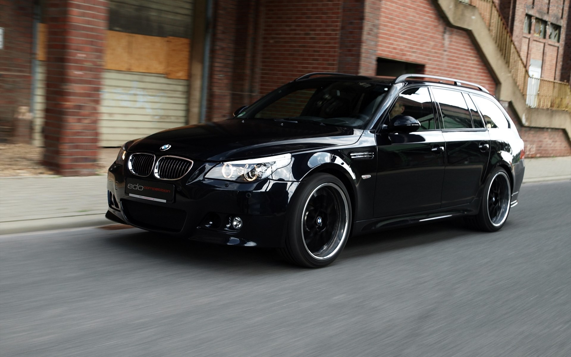 EDO BMW M5 Dark Edition 2011