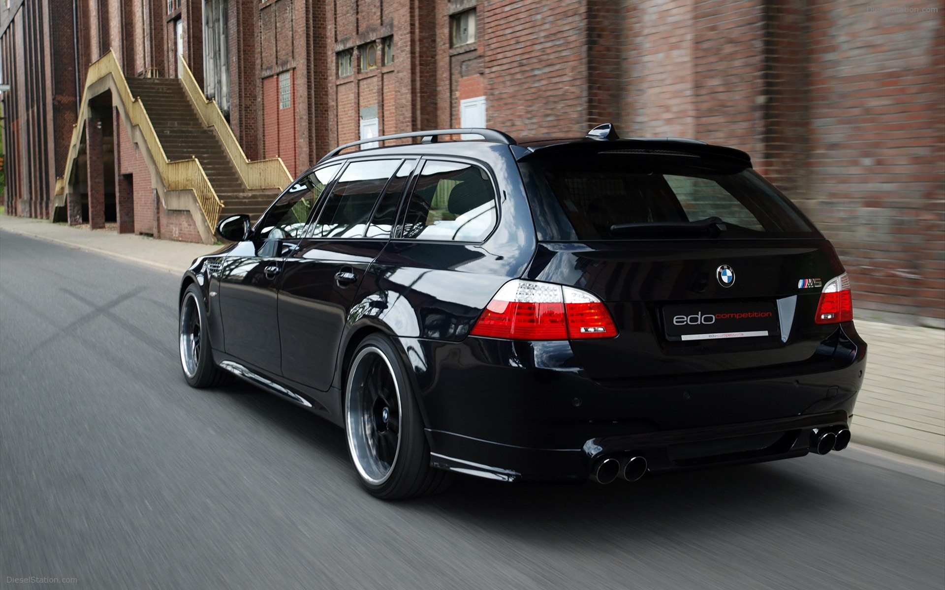 EDO BMW M5 Dark Edition 2011