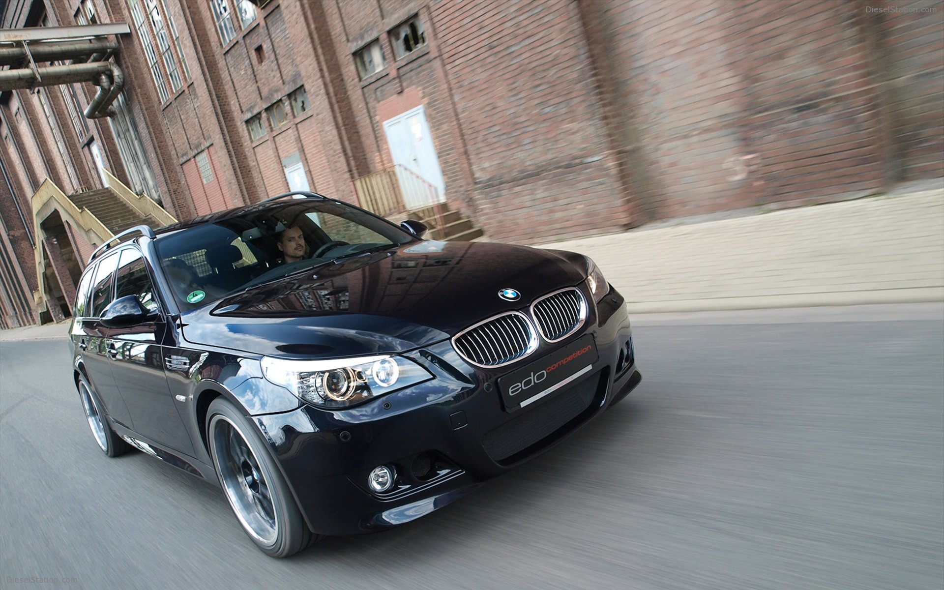 EDO BMW M5 Dark Edition 2011