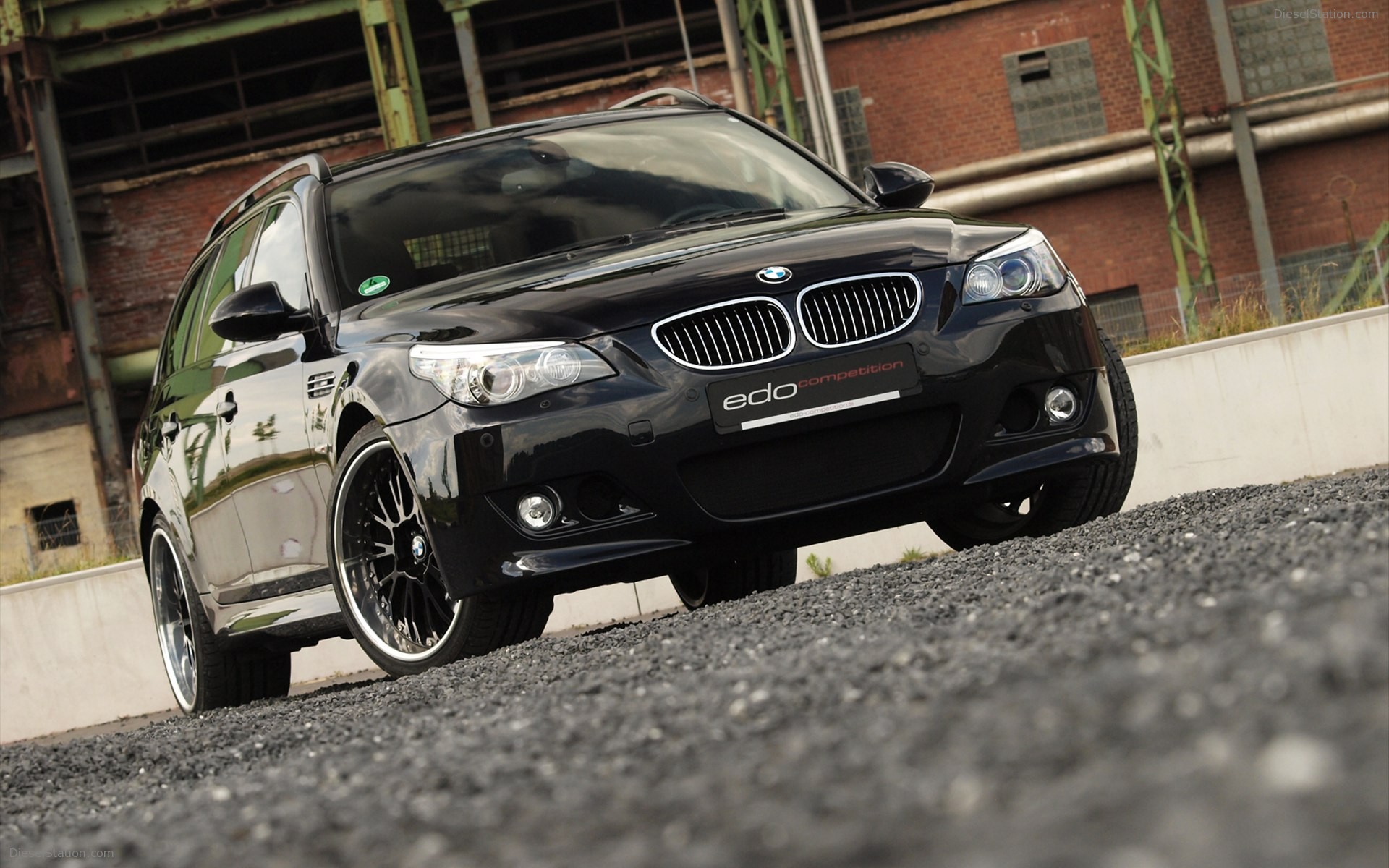 EDO BMW M5 Dark Edition 2011
