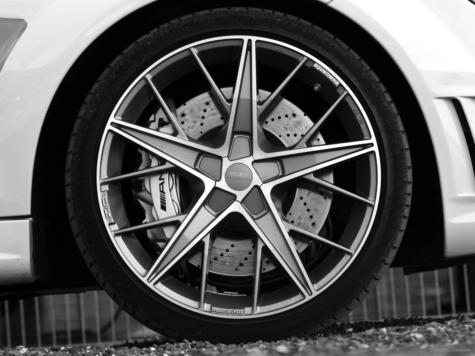 Edo Competition C63 AMG T Model 2012