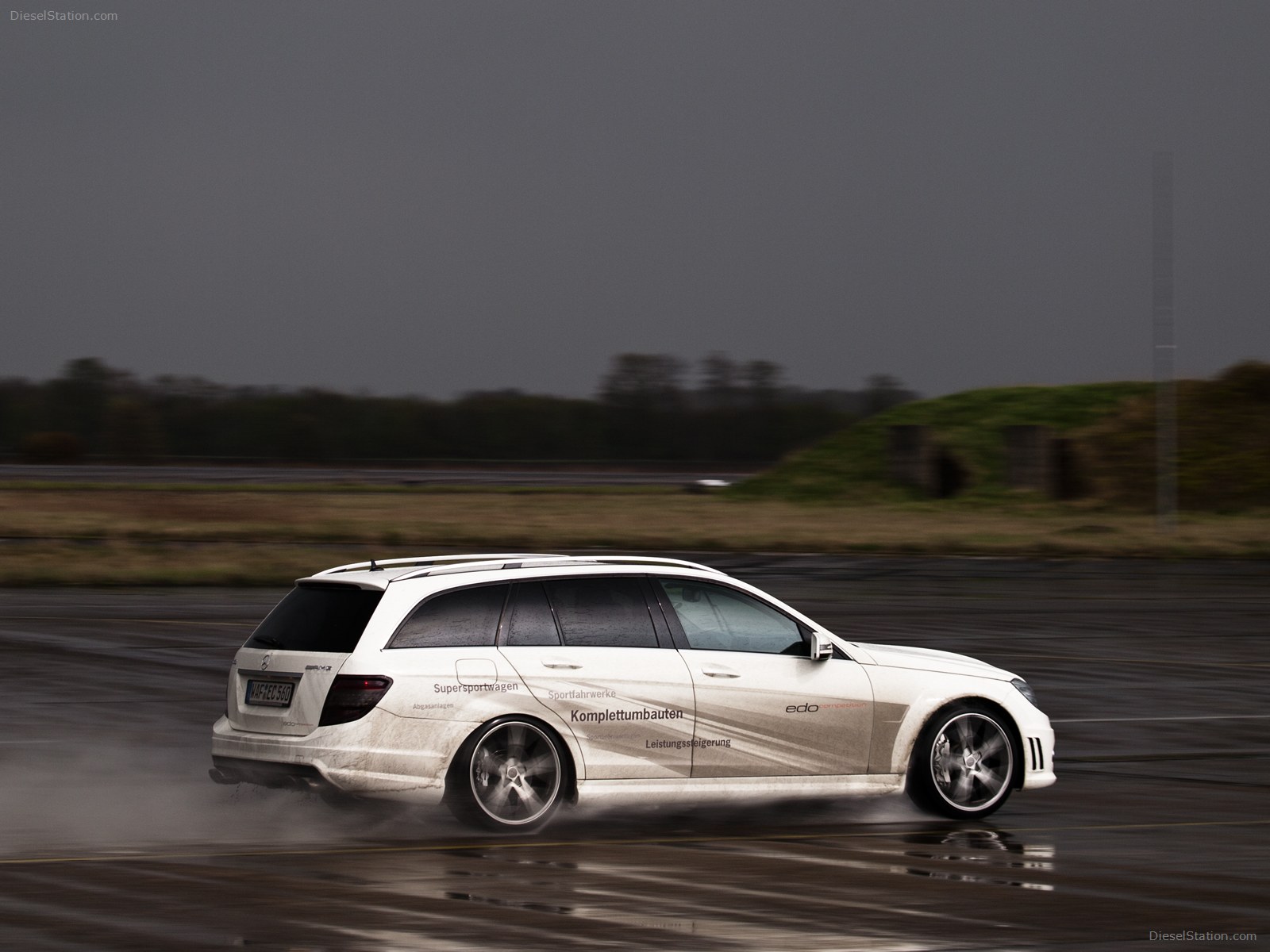 Edo Competition C63 AMG T Model 2012