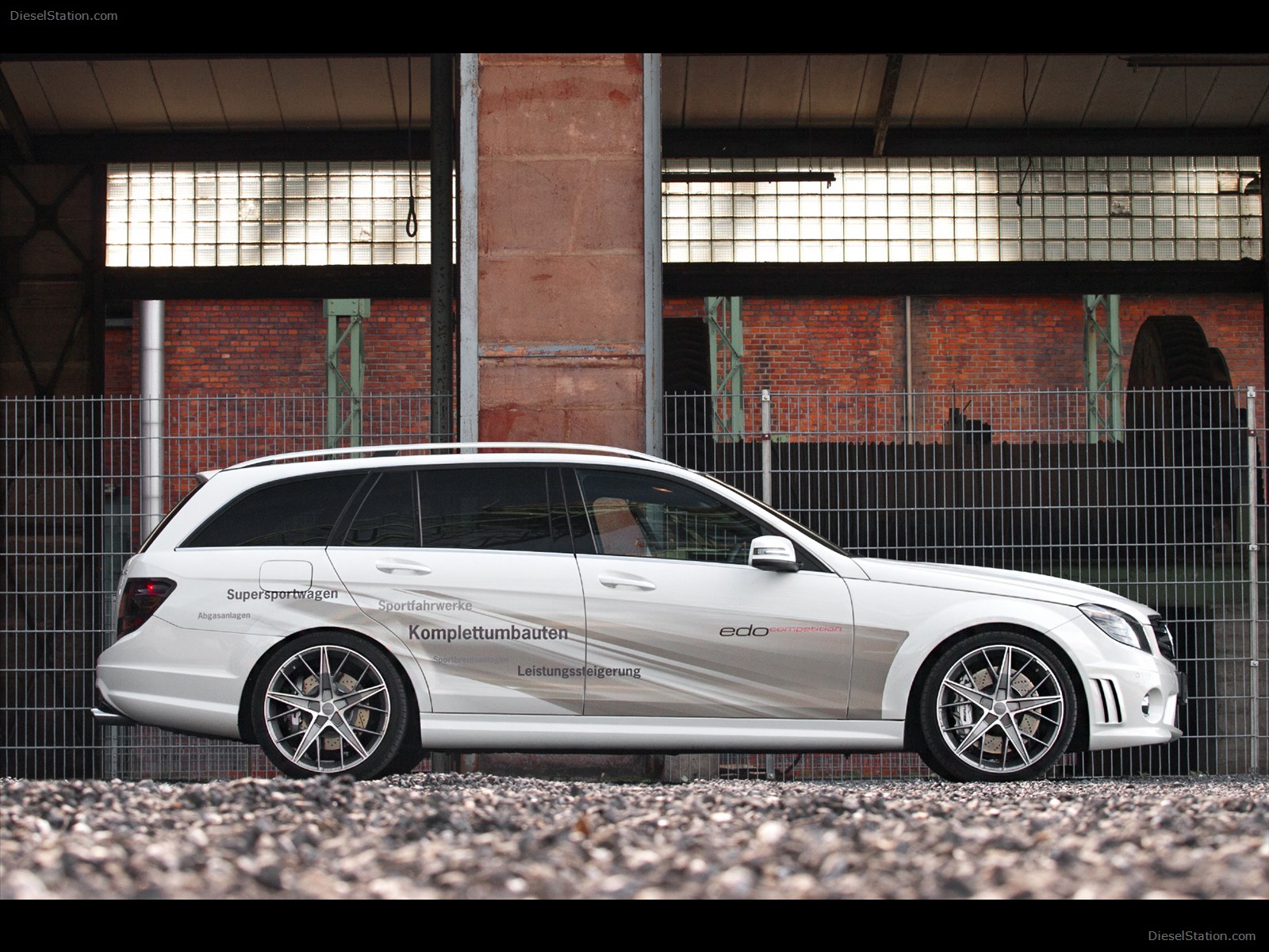 Edo Competition C63 AMG T Model 2012