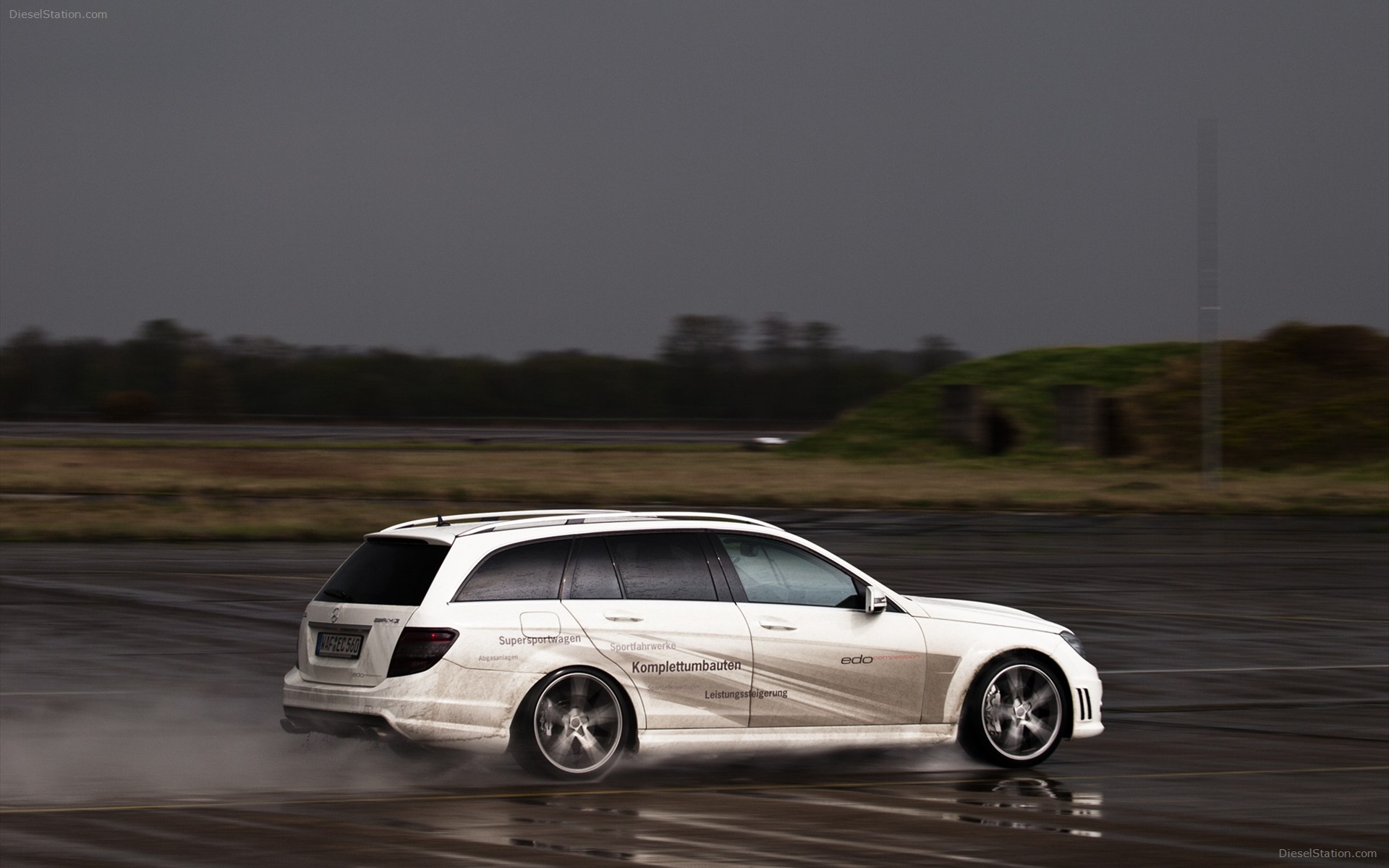 Edo Competition C63 AMG T Model 2012