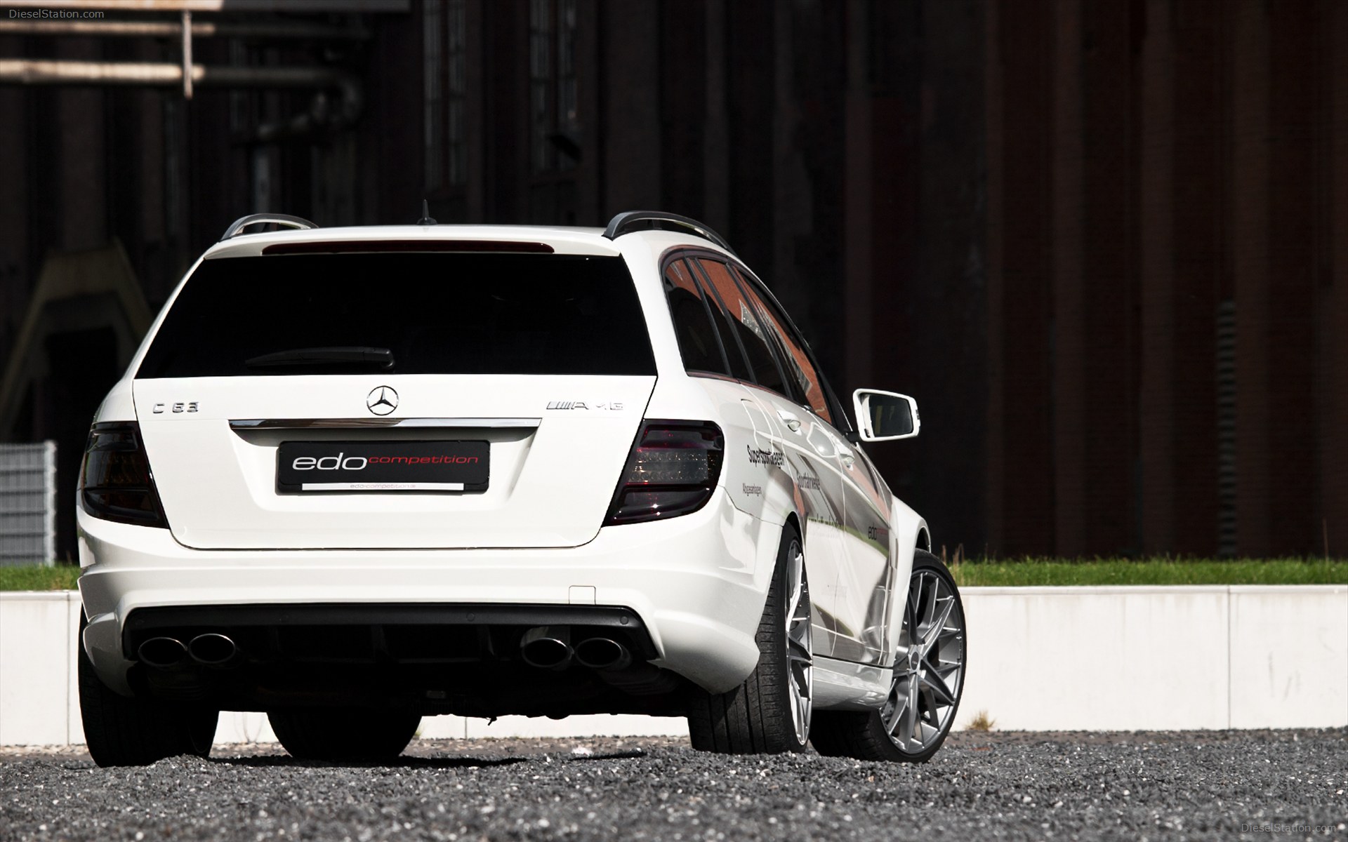 Edo Competition C63 AMG T Model 2012