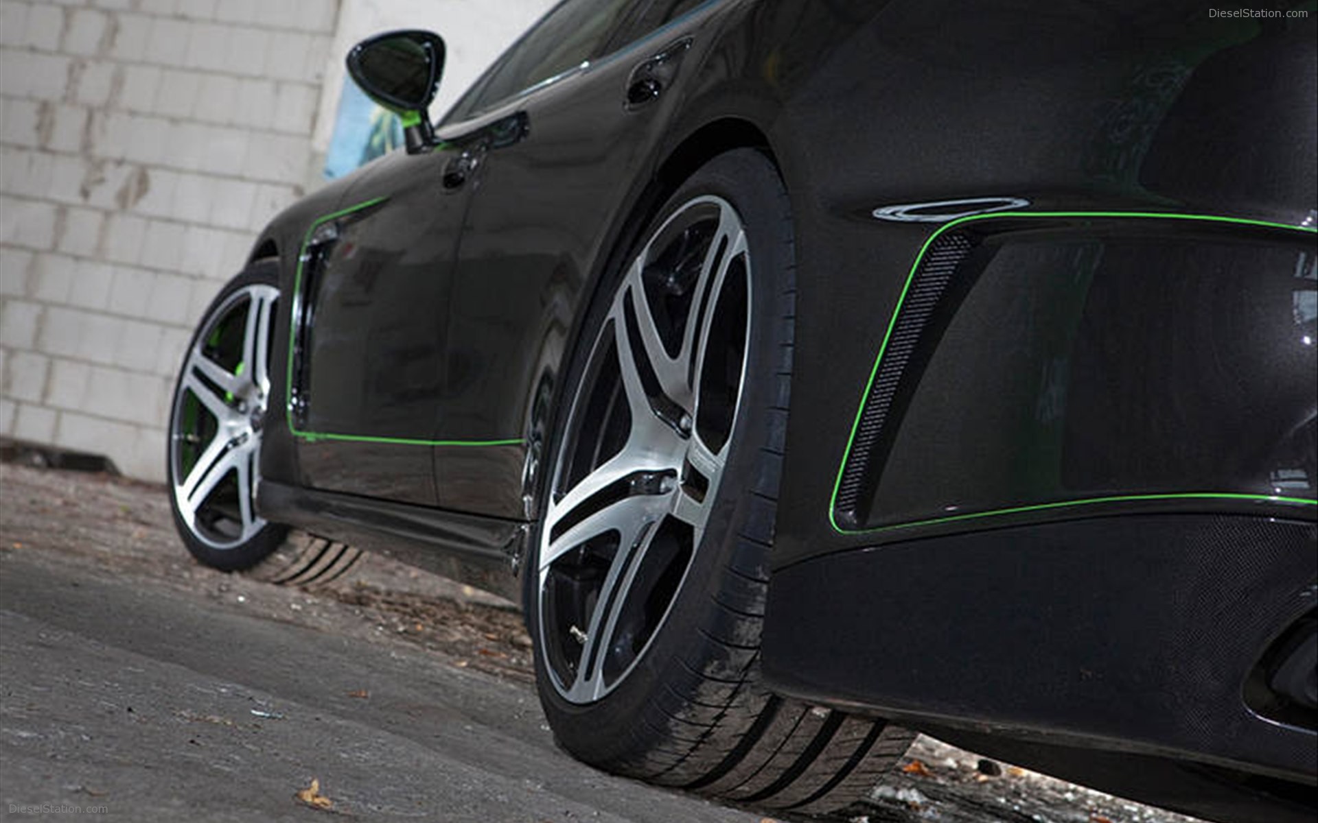 Edo Competition Panamera S 2011
