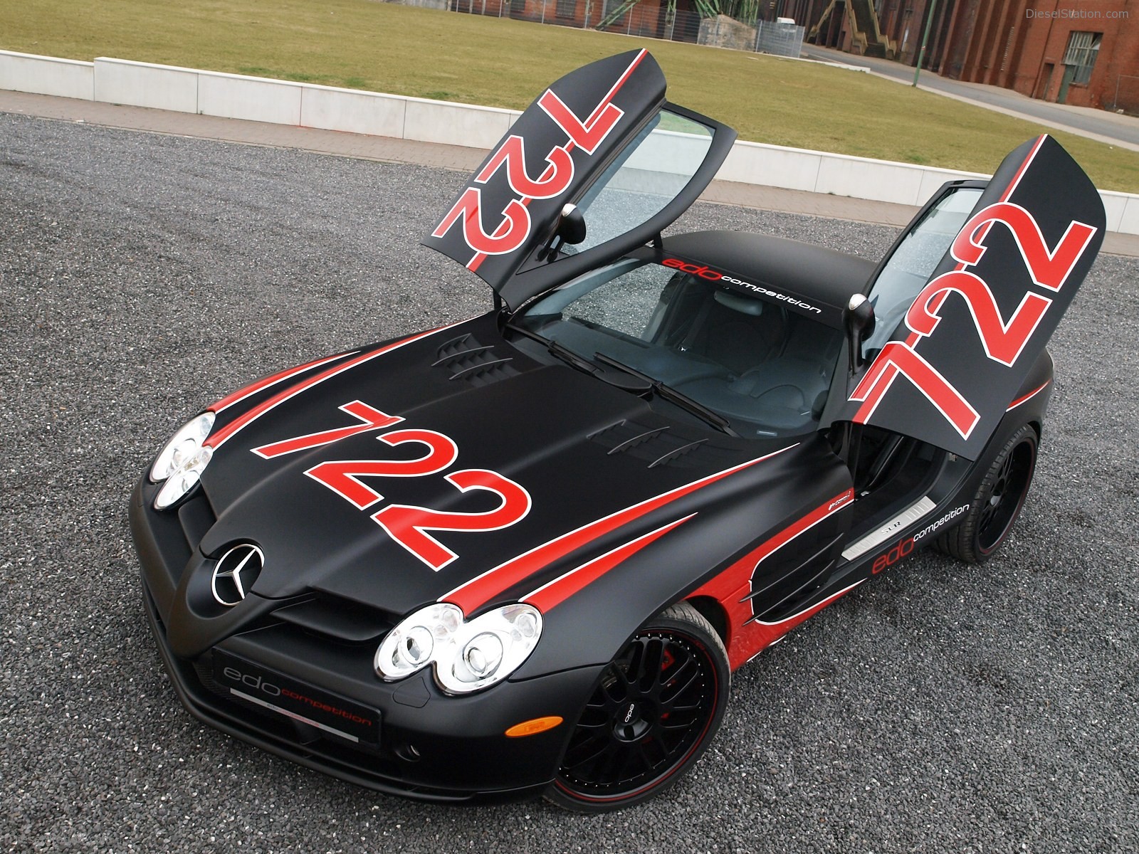EDO Competition Mercedes Benz SLR Black Arrow 2011 EDO Competition Mercedes Benz SLR Black Arrow 2011