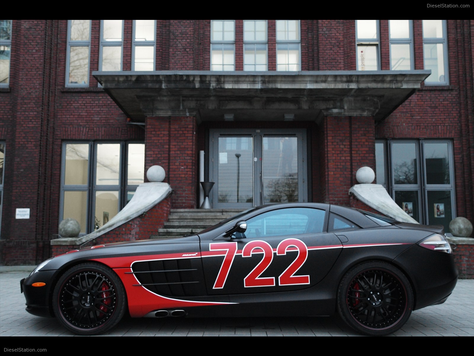 EDO Competition Mercedes Benz SLR Black Arrow 2011 EDO Competition Mercedes Benz SLR Black Arrow 2011