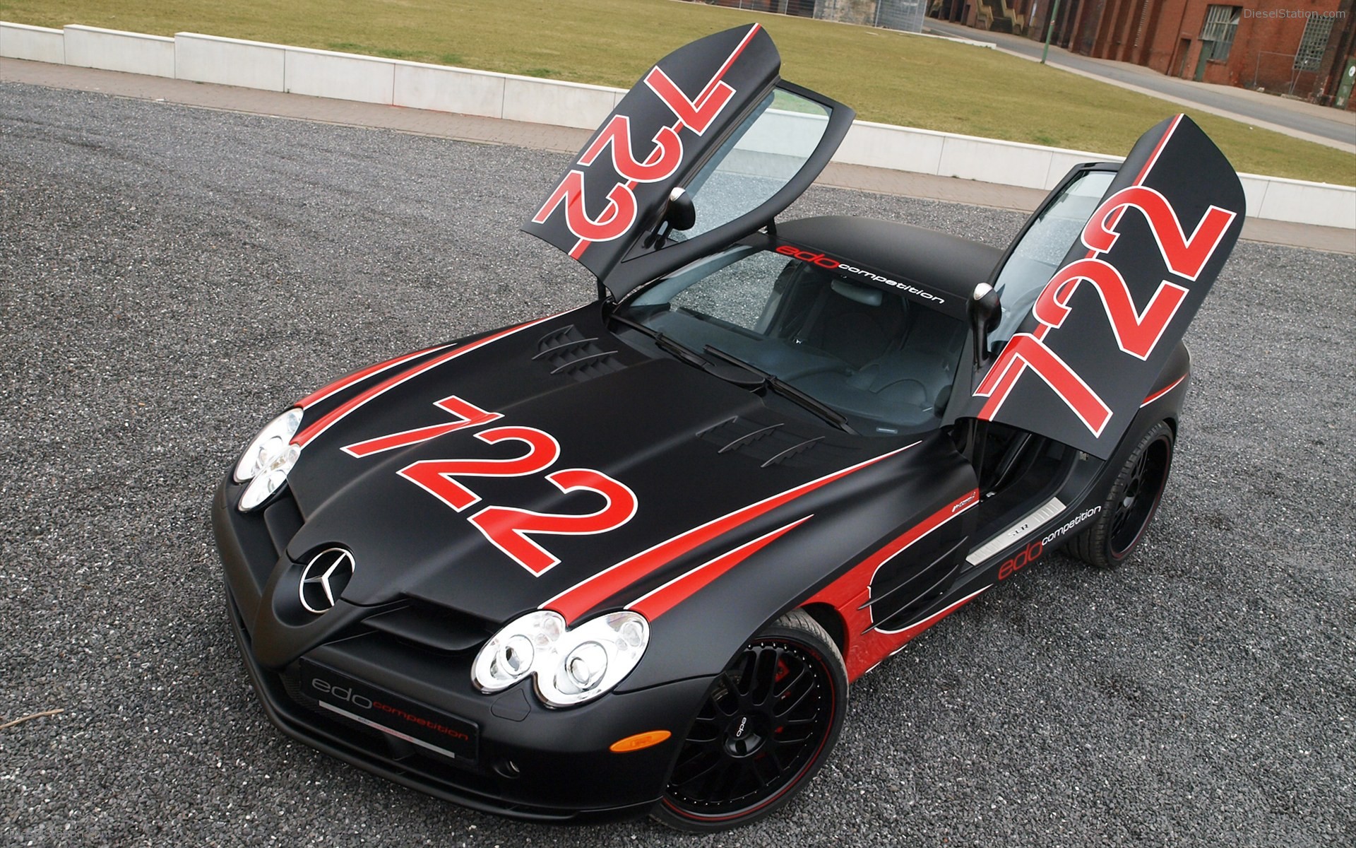EDO Competition Mercedes Benz SLR Black Arrow 2011 EDO Competition Mercedes Benz SLR Black Arrow 2011