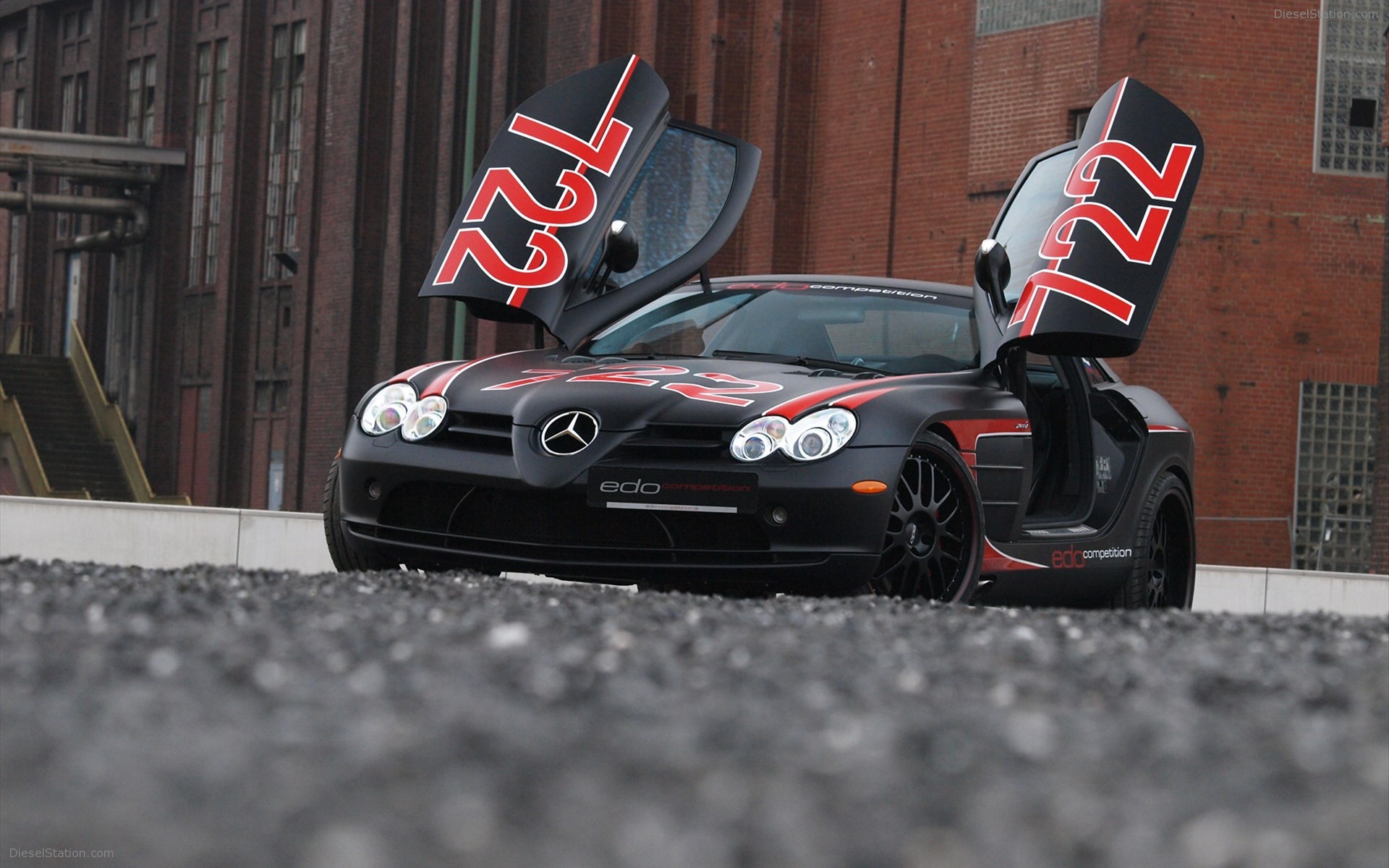 EDO Competition Mercedes Benz SLR Black Arrow 2011 EDO Competition Mercedes Benz SLR Black Arrow 2011