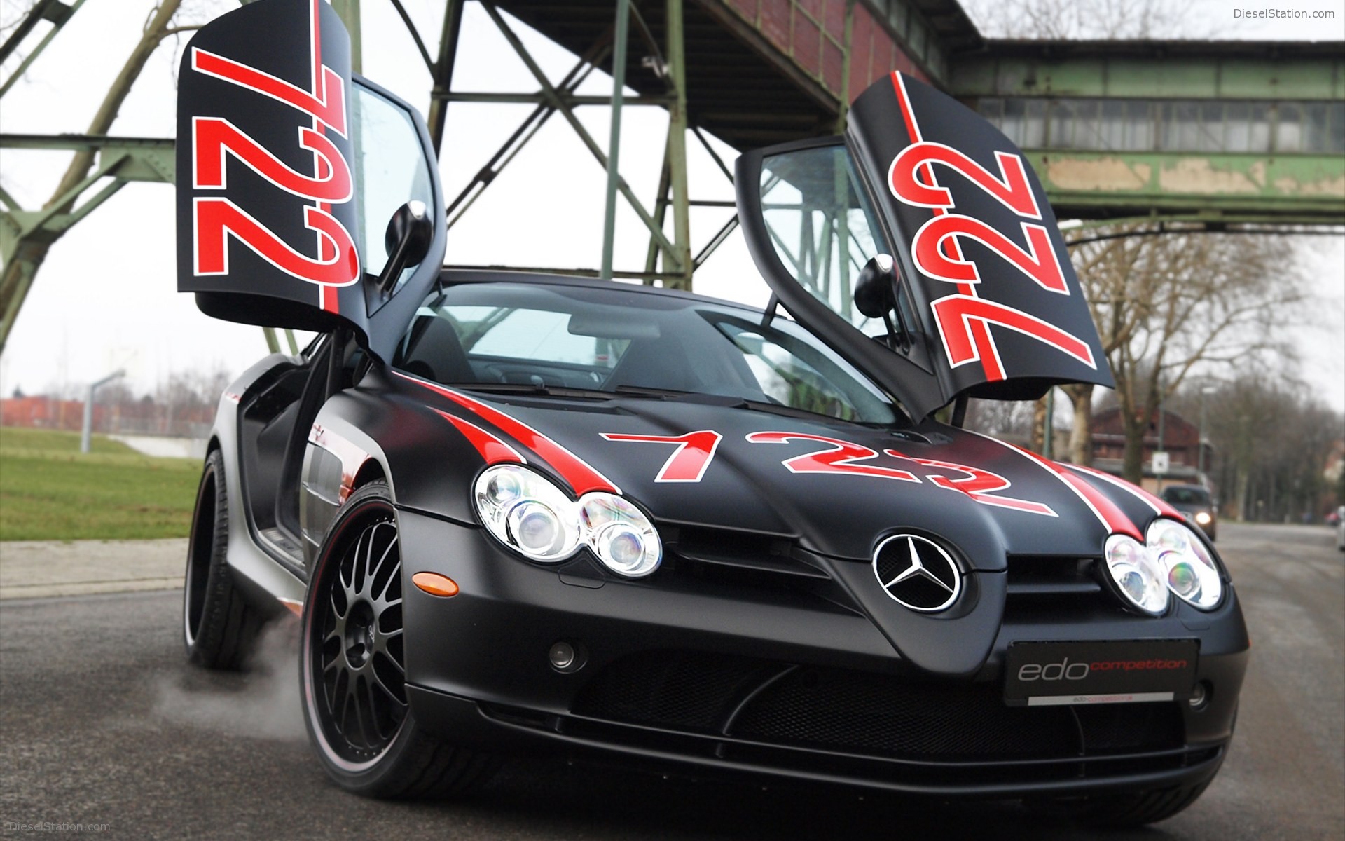 EDO Competition Mercedes Benz SLR Black Arrow 2011 EDO Competition Mercedes Benz SLR Black Arrow 2011