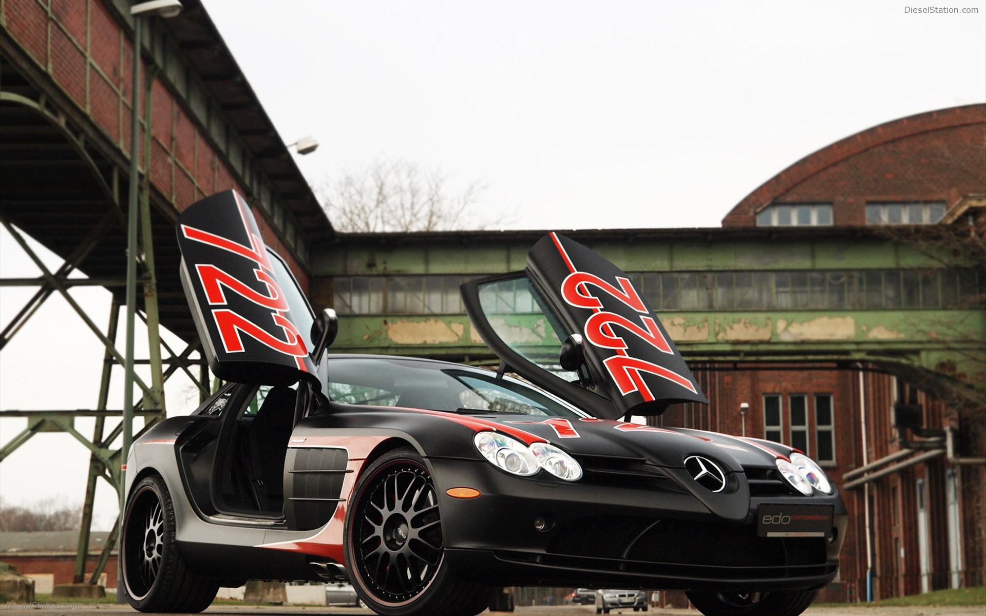 EDO Competition Mercedes Benz SLR Black Arrow 2011 EDO Competition Mercedes Benz SLR Black Arrow 2011