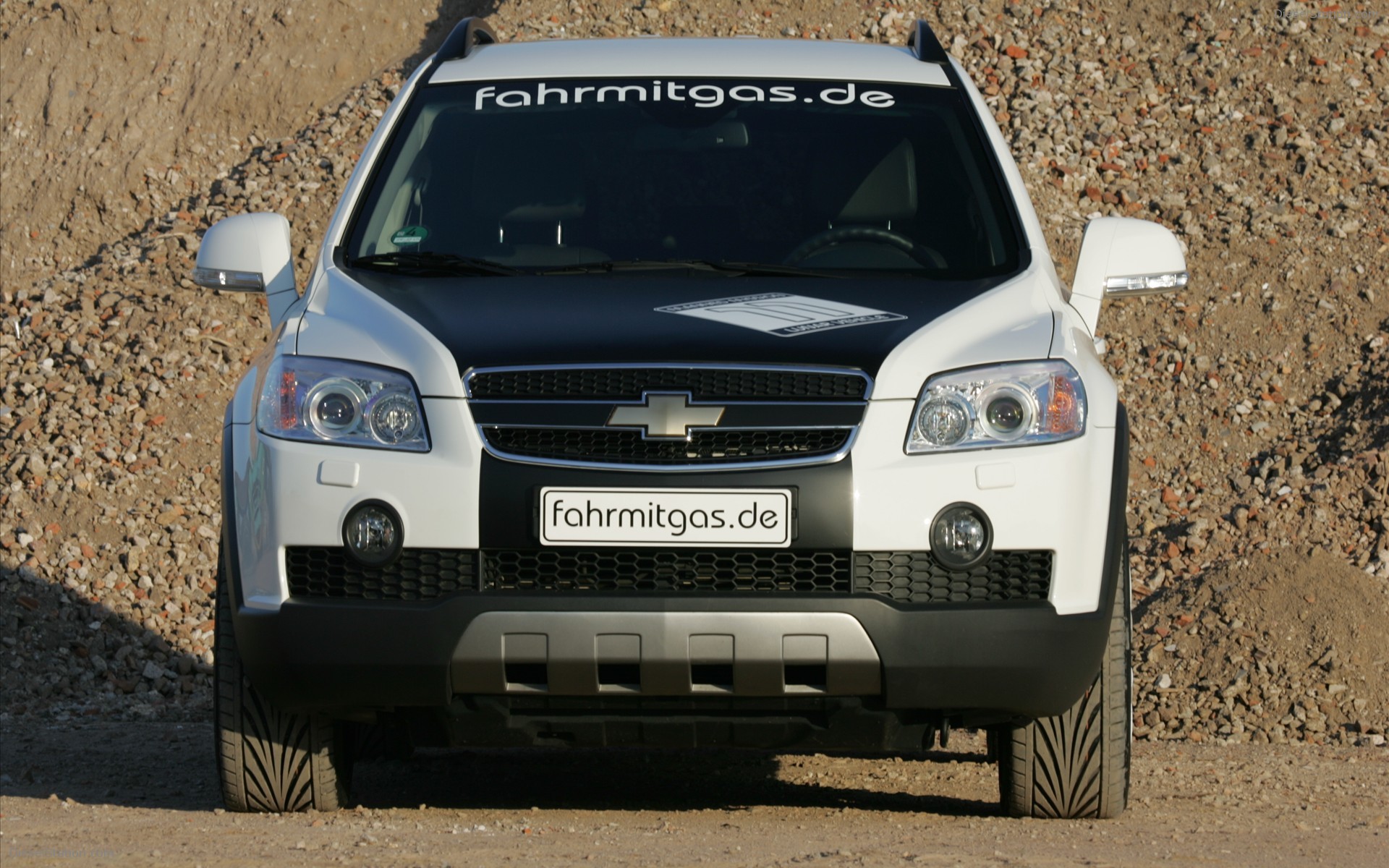 Moonlander based on Chevrolet Captiva