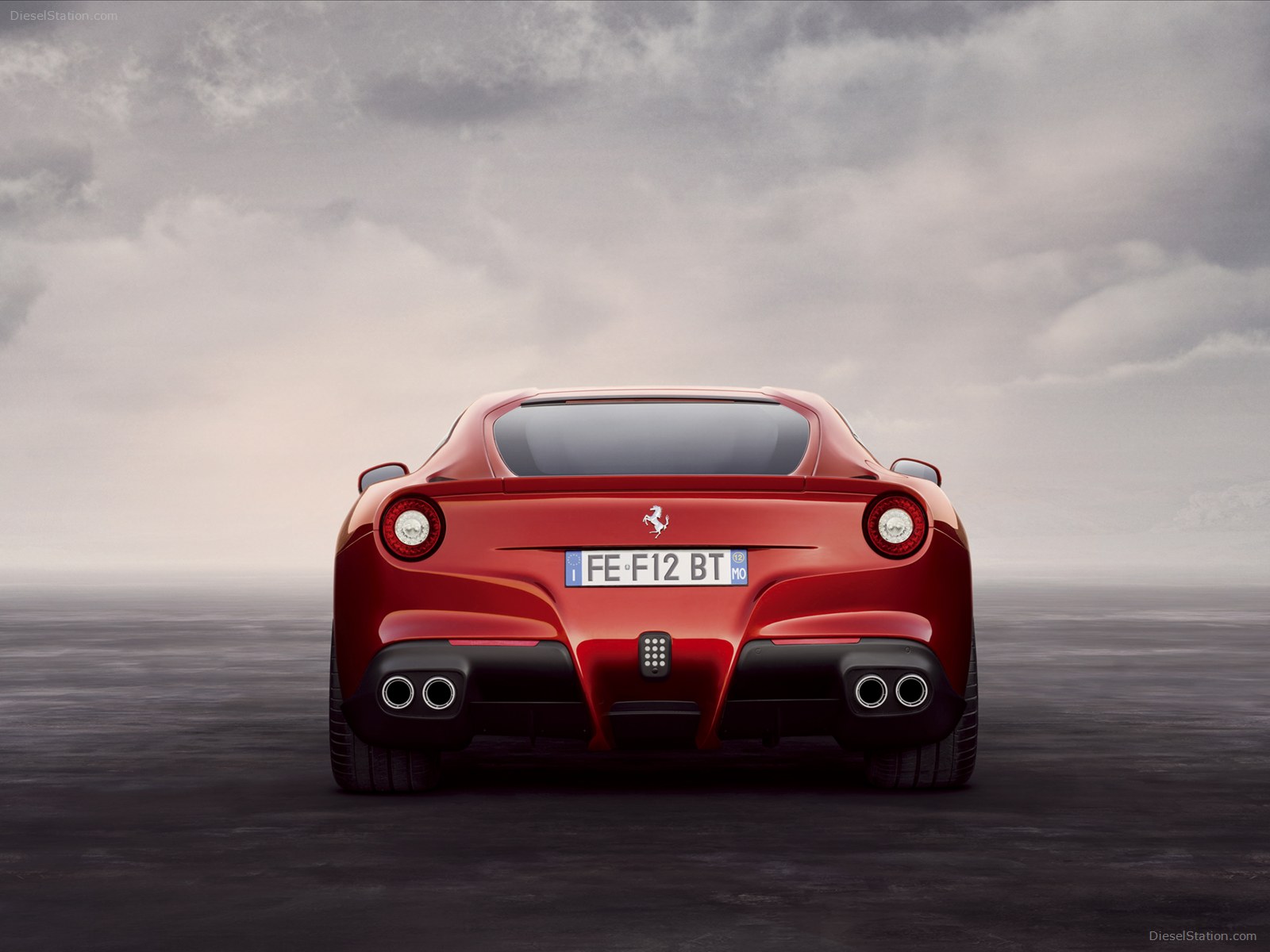 Ferrari F12berlinetta 2013