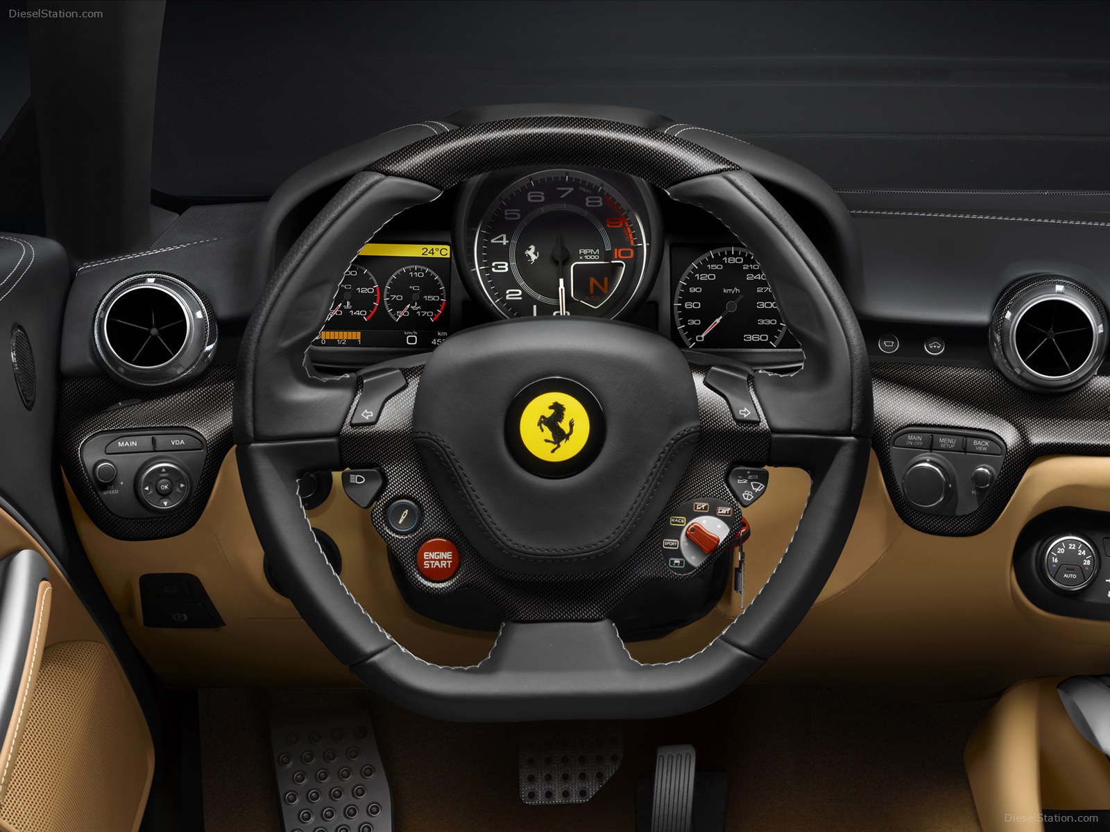 Ferrari F12berlinetta 2013