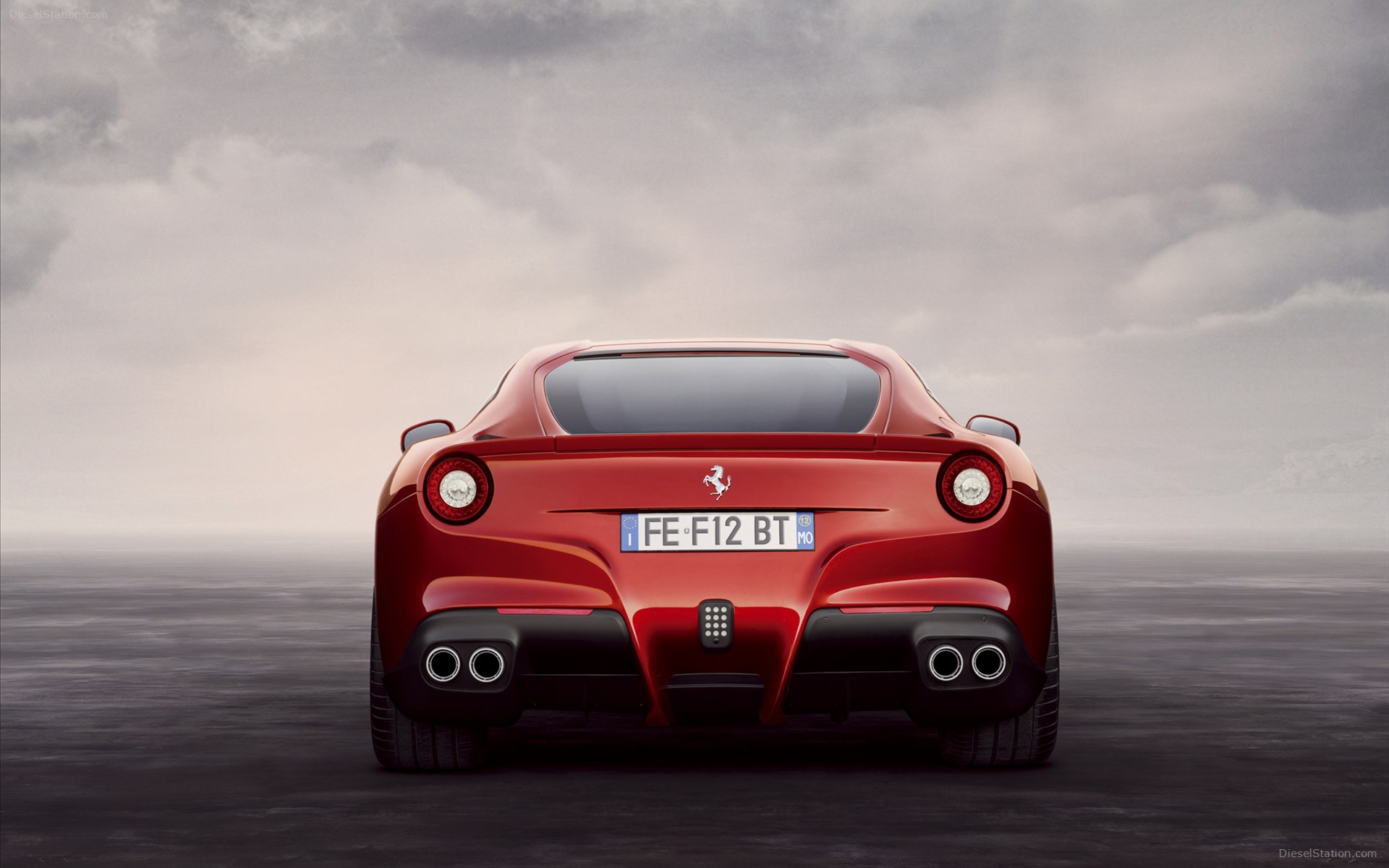 Ferrari F12berlinetta 2013