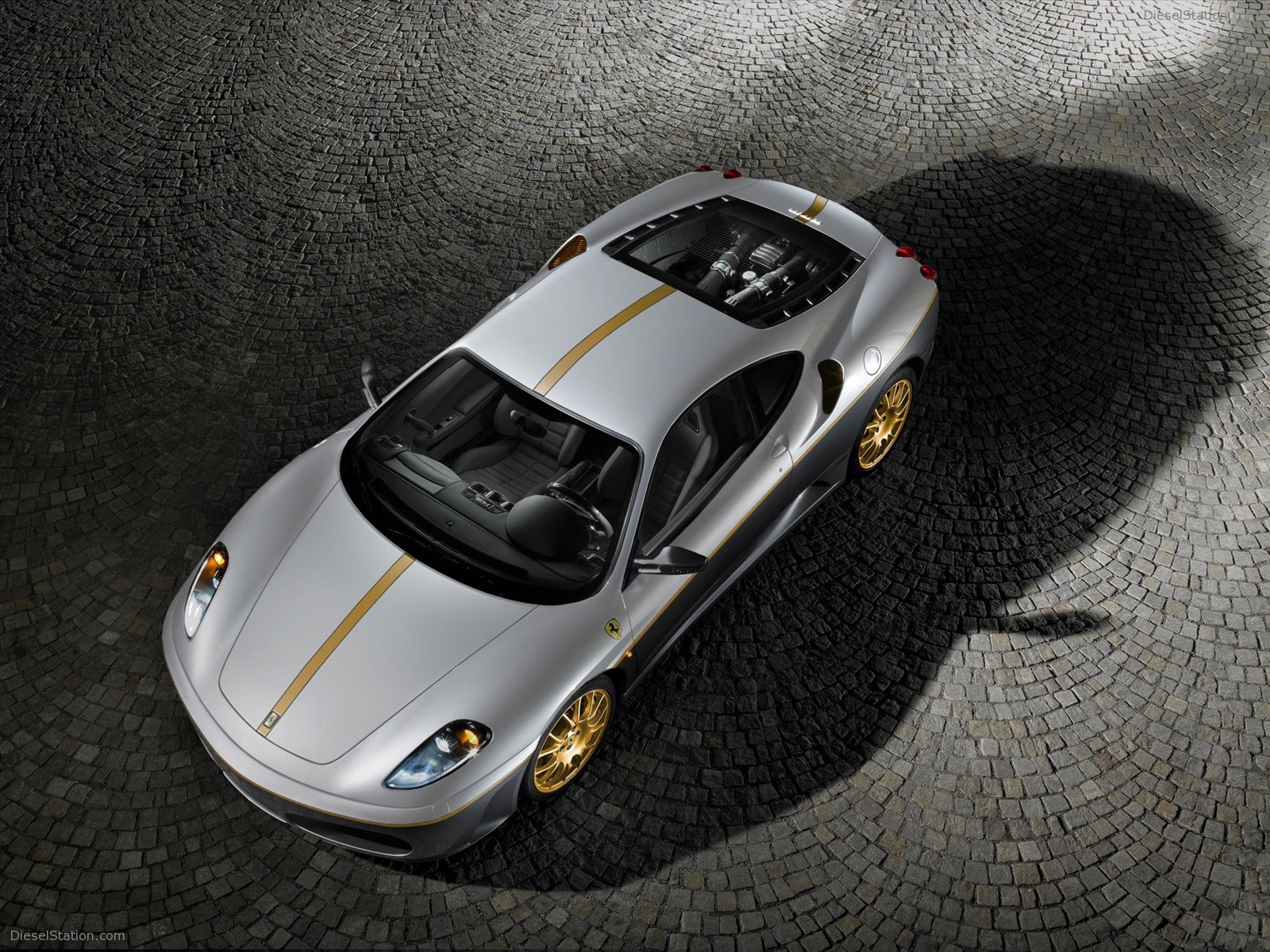 Ferrari F430 Special For Abruzzo