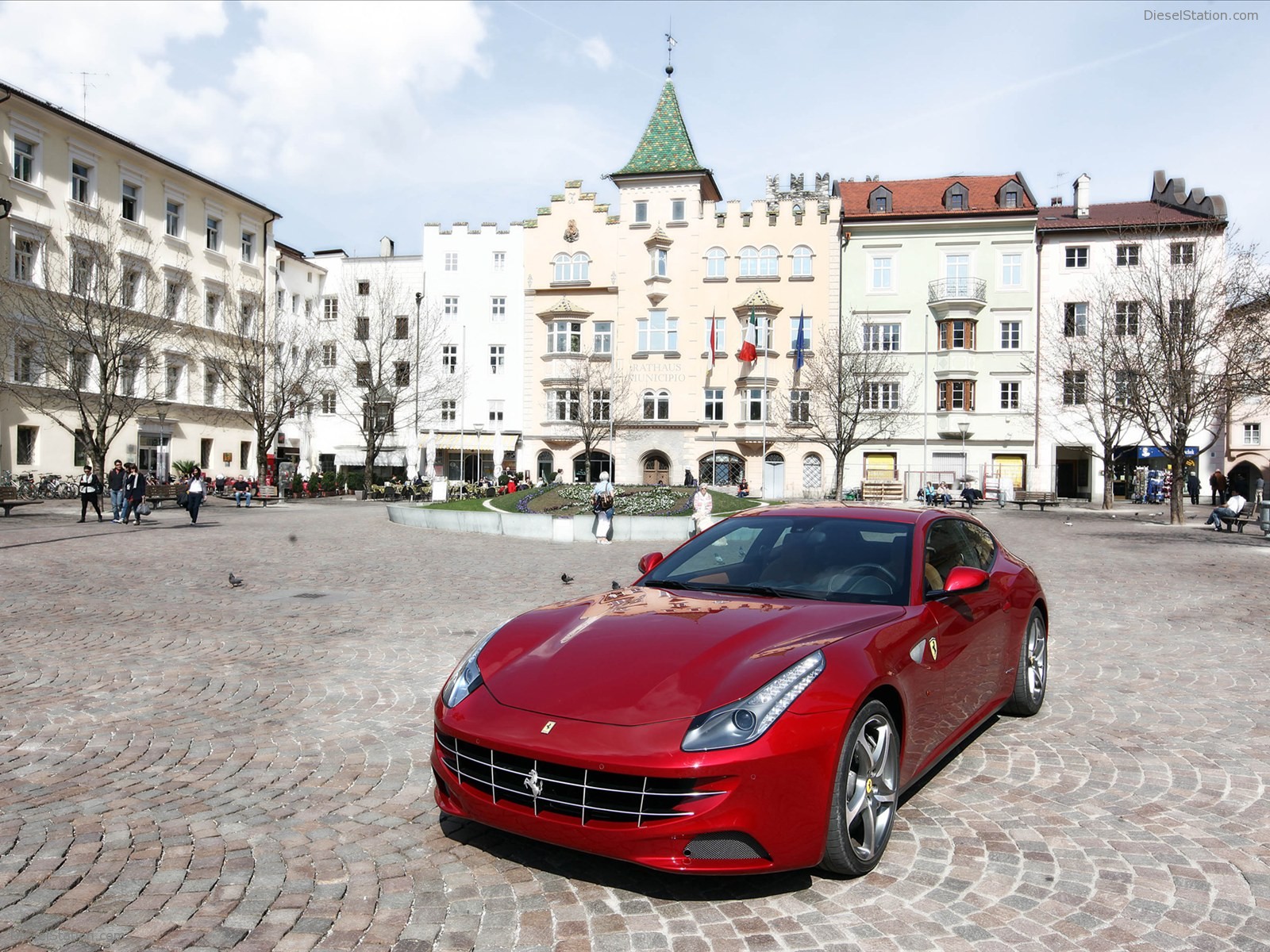 Ferrari FF International Media Test Drive at Kronplatz Ferrari FF International Media Test Drive at Kronplatz