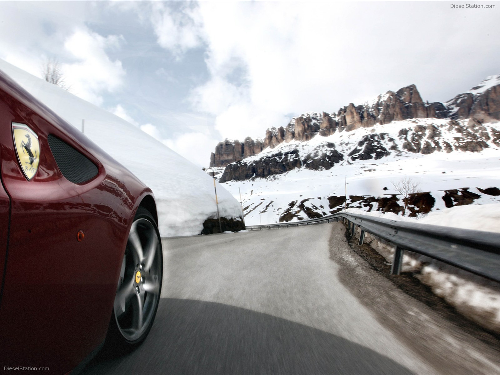 Ferrari FF International Media Test Drive at Kronplatz Ferrari FF International Media Test Drive at Kronplatz