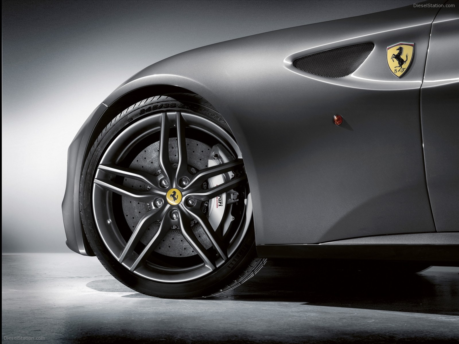 Ferrari FF 2011