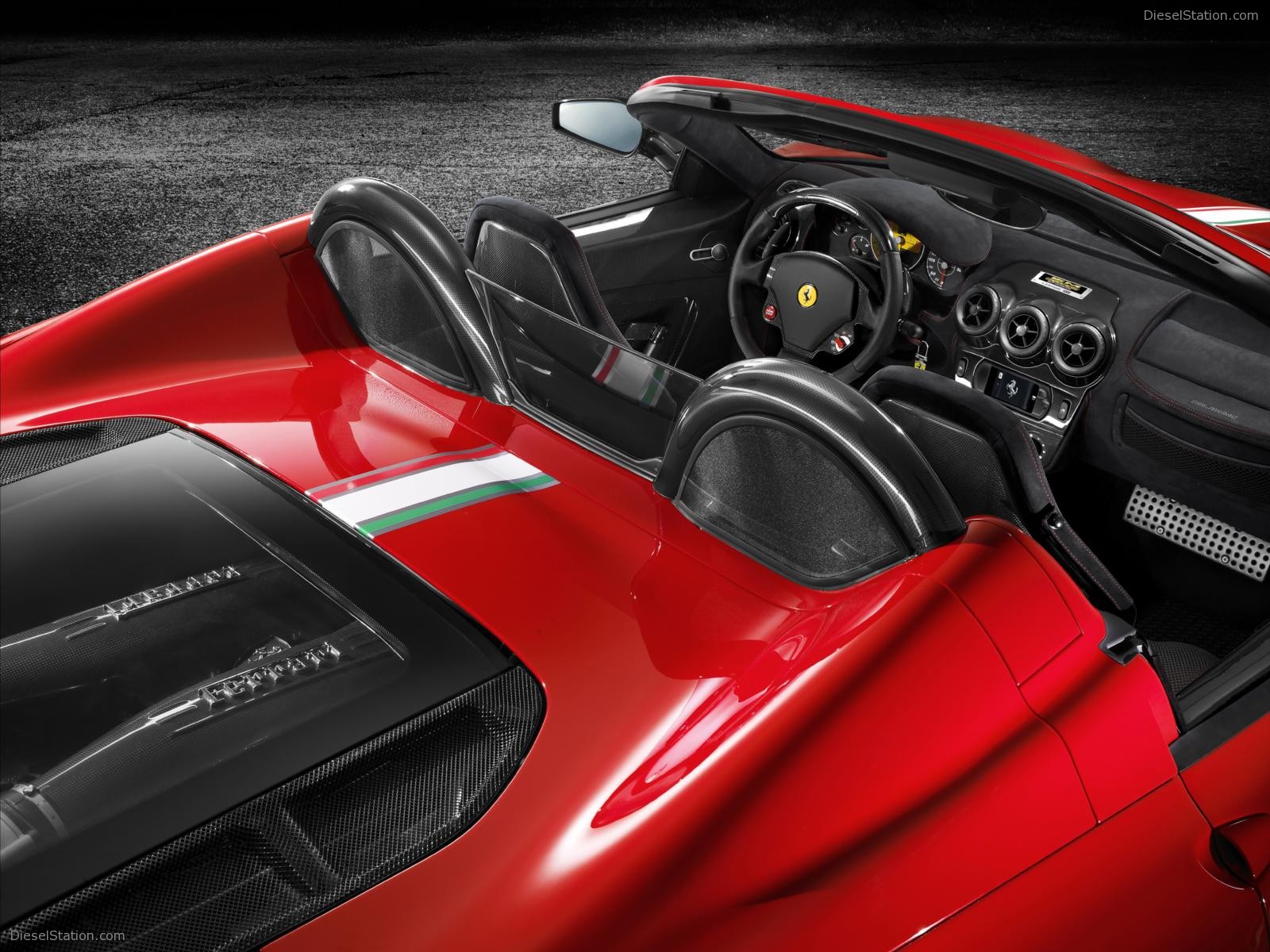 Ferrari Scuderia Spider 16M 