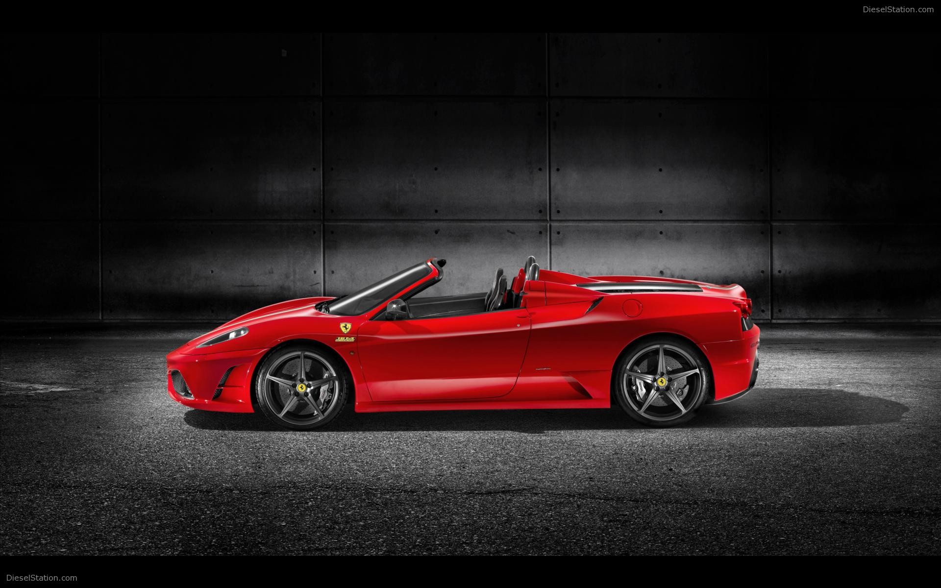 Ferrari Scuderia Spider 16M 