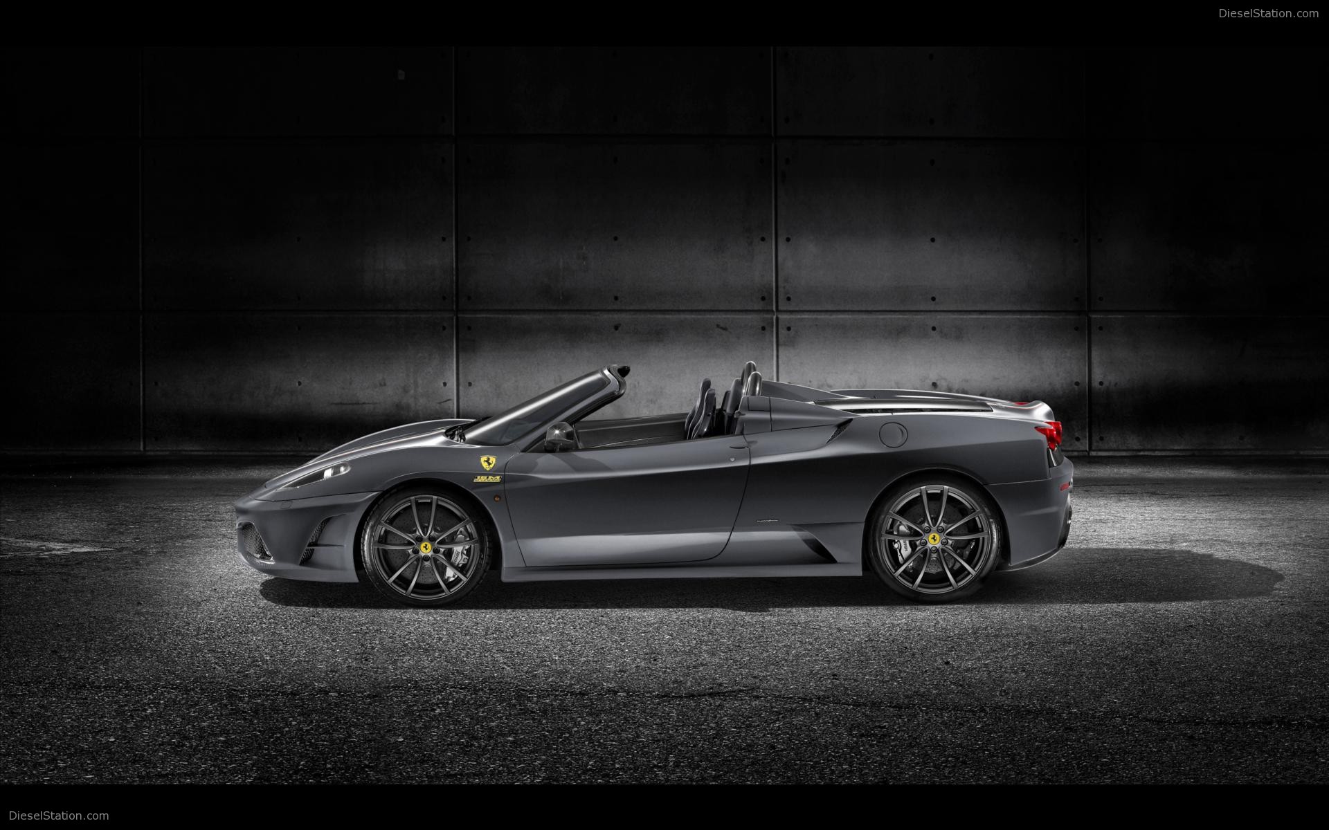 Ferrari Scuderia Spider 16M 