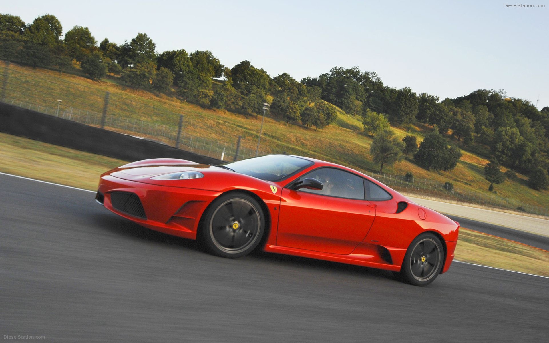 Ferrari 430 Scuderia Pictures