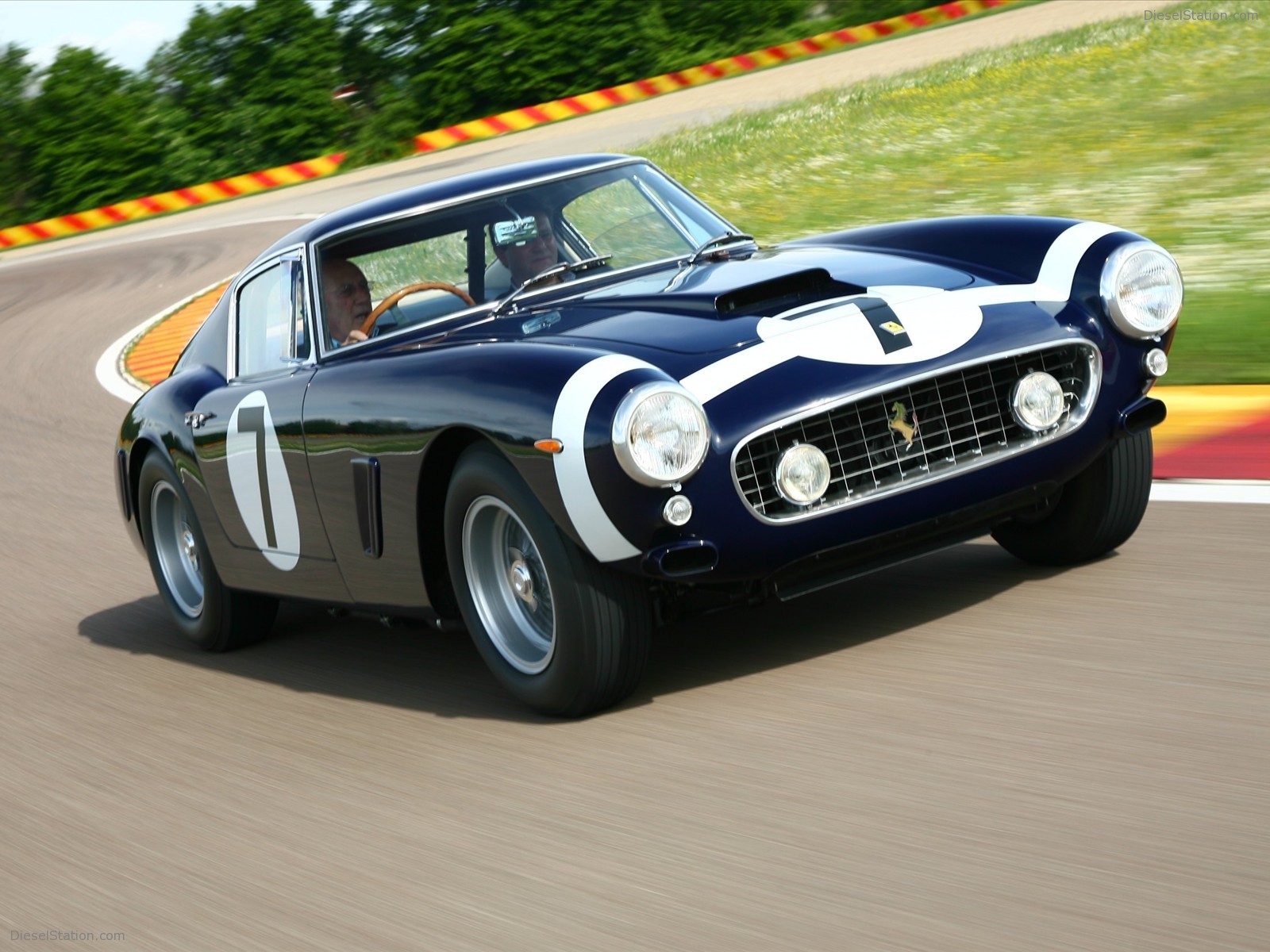 The Rob Walker/Stirling Moss Ferrari 250 GT Berlinetta Competizione The Rob Walker/Stirling Moss Ferrari 250 GT Berlinetta Competizione