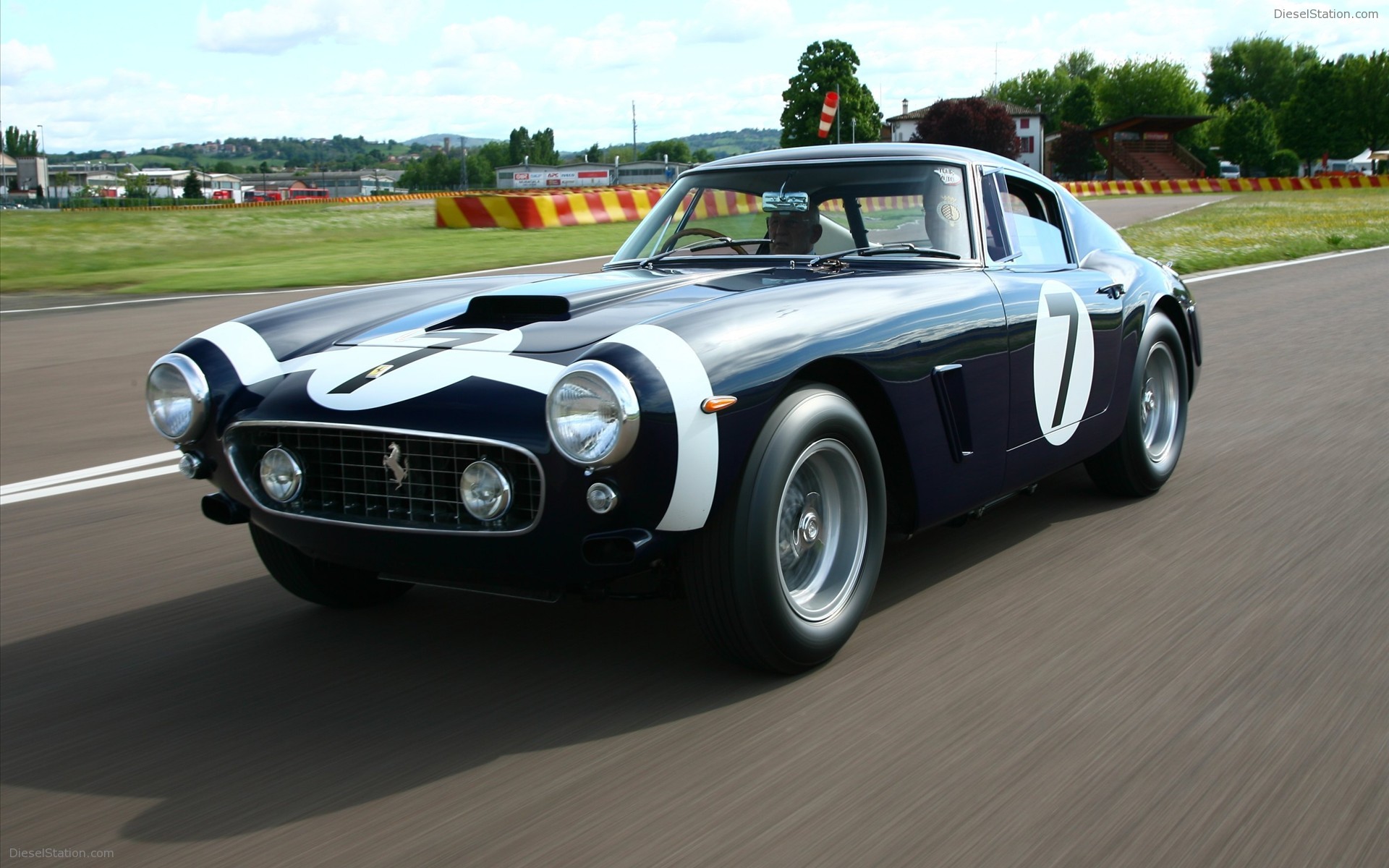 The Rob Walker/Stirling Moss Ferrari 250 GT Berlinetta Competizione The Rob Walker/Stirling Moss Ferrari 250 GT Berlinetta Competizione