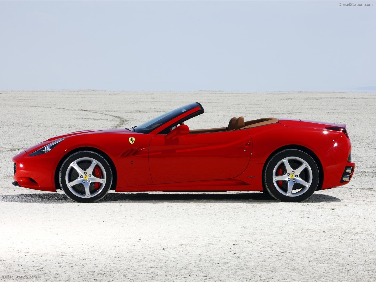 Ferrari California Latest Car Pics